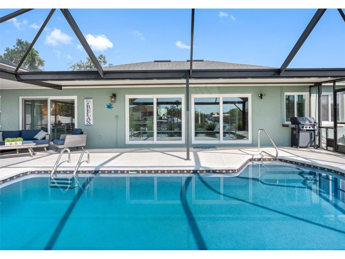 6604 Dolphin Cove Drive Apollo Beach FL 33572 TB8381851 image14