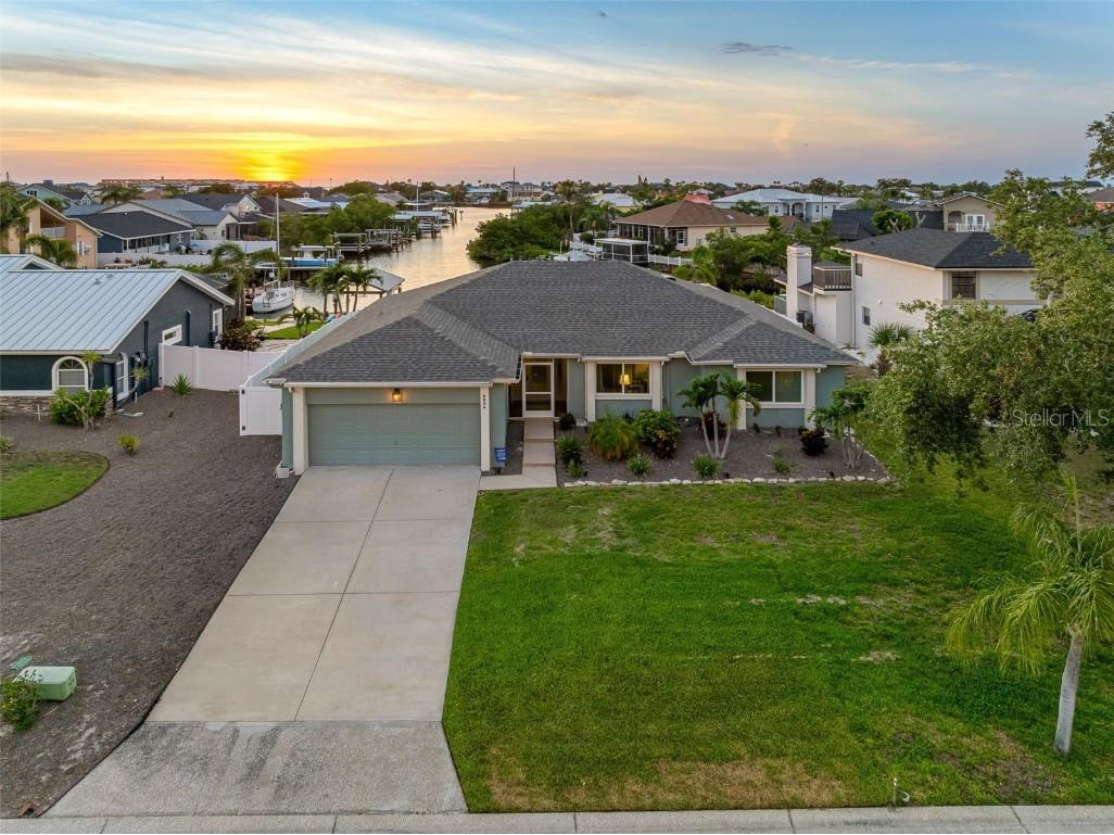 6604 Dolphin Cove Drive Apollo Beach FL 33572 TB8381851 image3