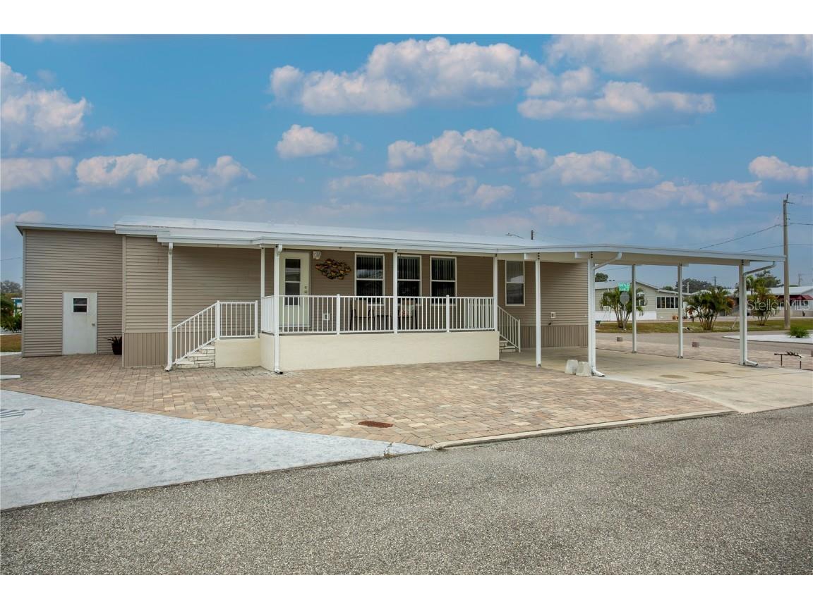 6604 Marina Drive Bradenton FL 34207 - SARA BAY A4673920 image1