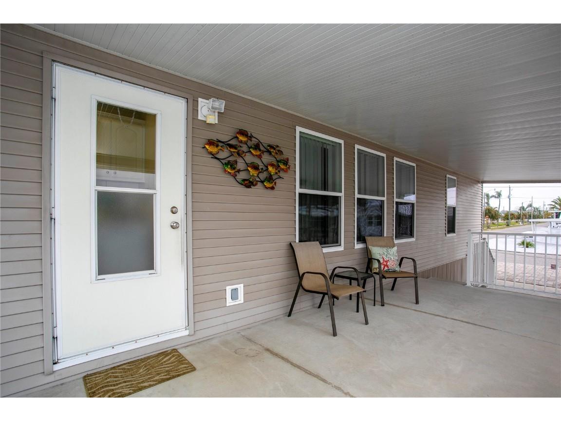 6604 Marina Drive Bradenton FL 34207 - SARA BAY A4673920 image2