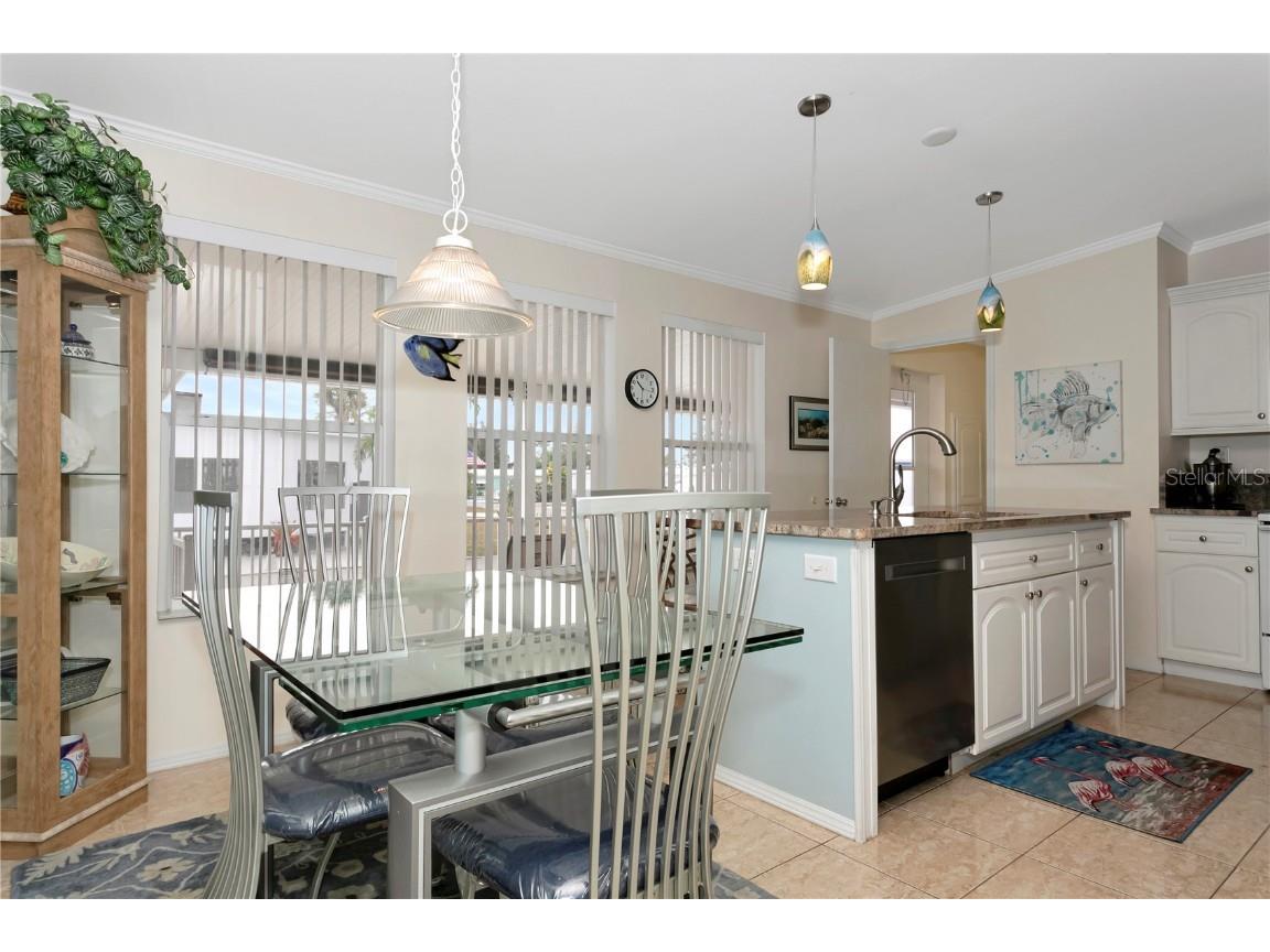 6604 Marina Drive Bradenton FL 34207 - SARA BAY A4673920 image20