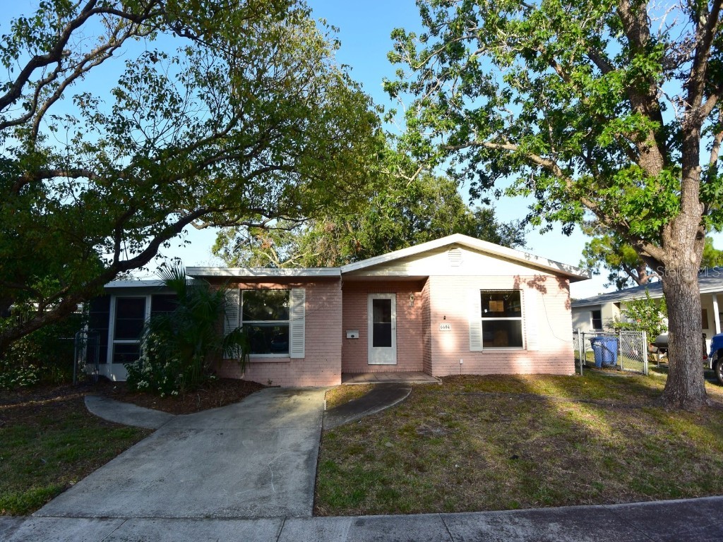 6604 S Monroe Street Tampa FL 33616 W7856361 image1