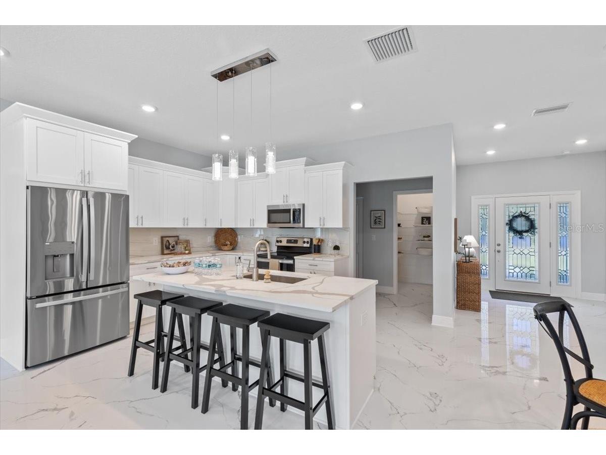 6605 24th Ave Avenue S Tampa FL 33619 TB8477984 image11