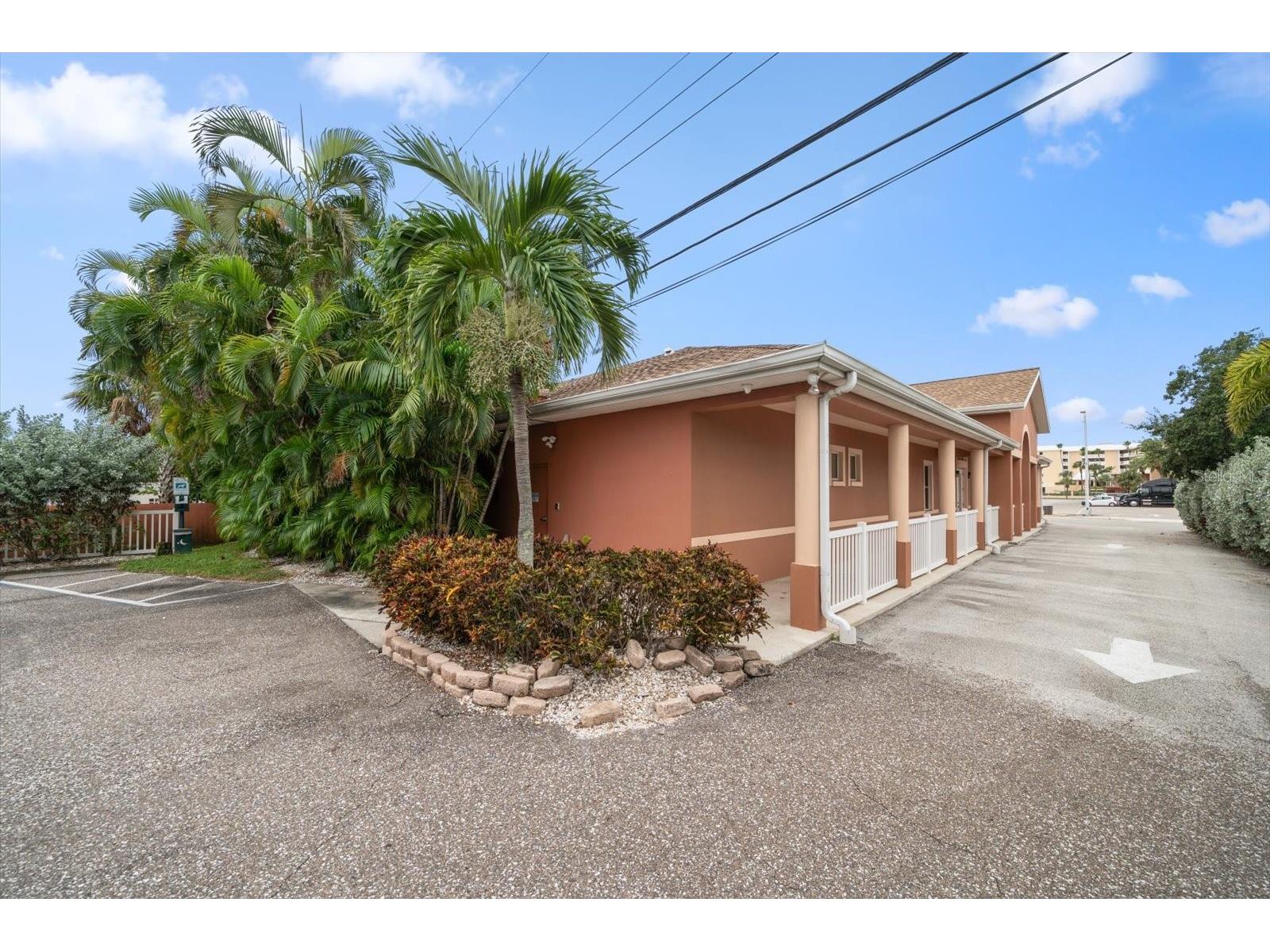 6605 Gulf Boulevard Saint Pete Beach FL 33706 TB8437700 image4