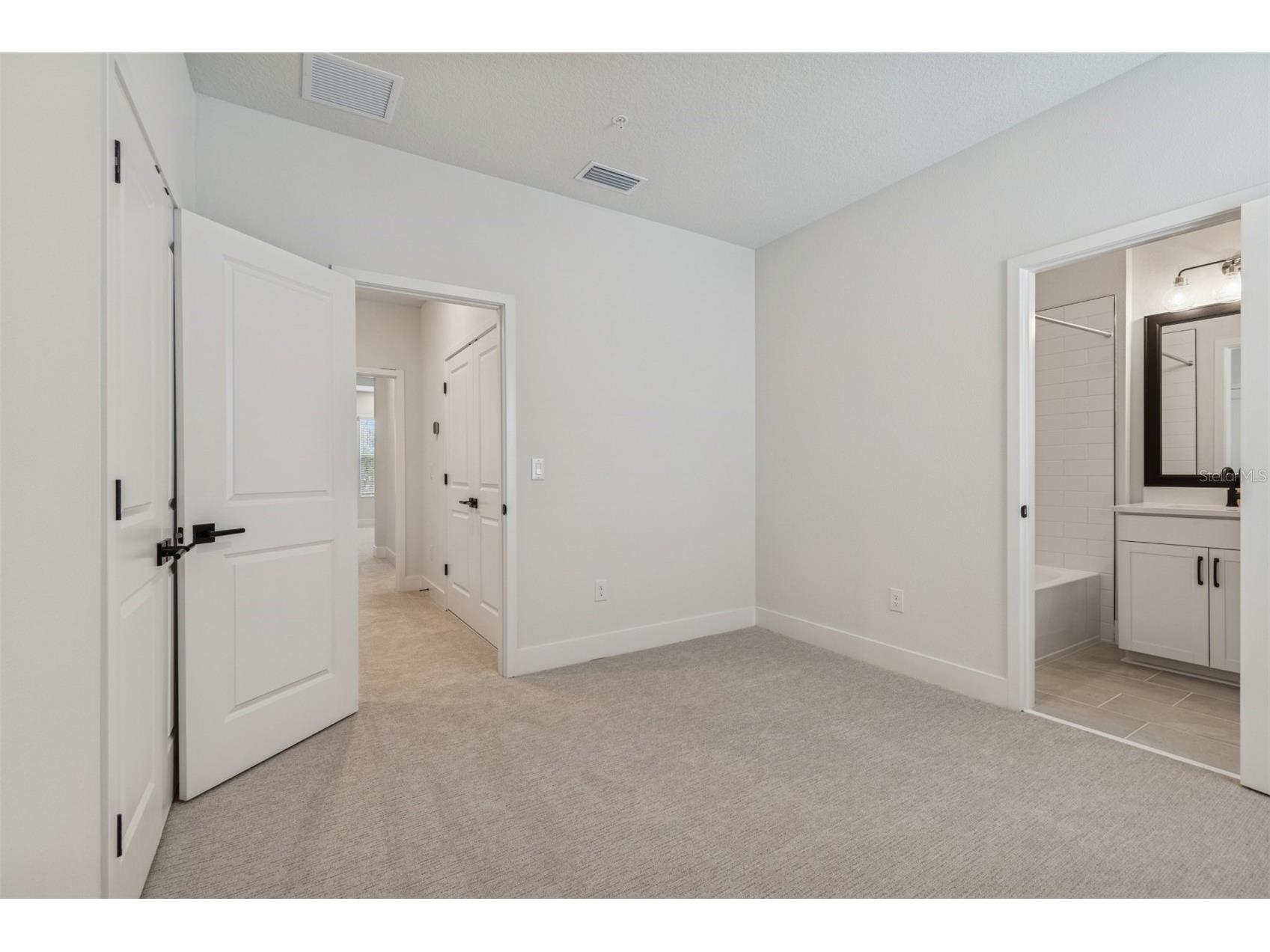 6605 N Nebraska Avenue #15 Tampa FL 33604 TB8463446 image32