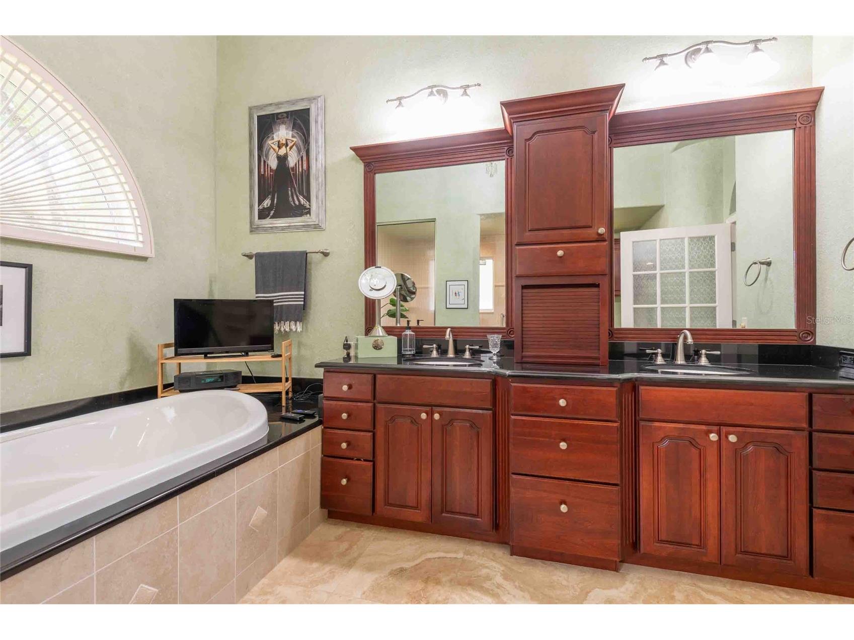 6605 Stonington Drive N Tampa FL 33647 TB8501869 image40