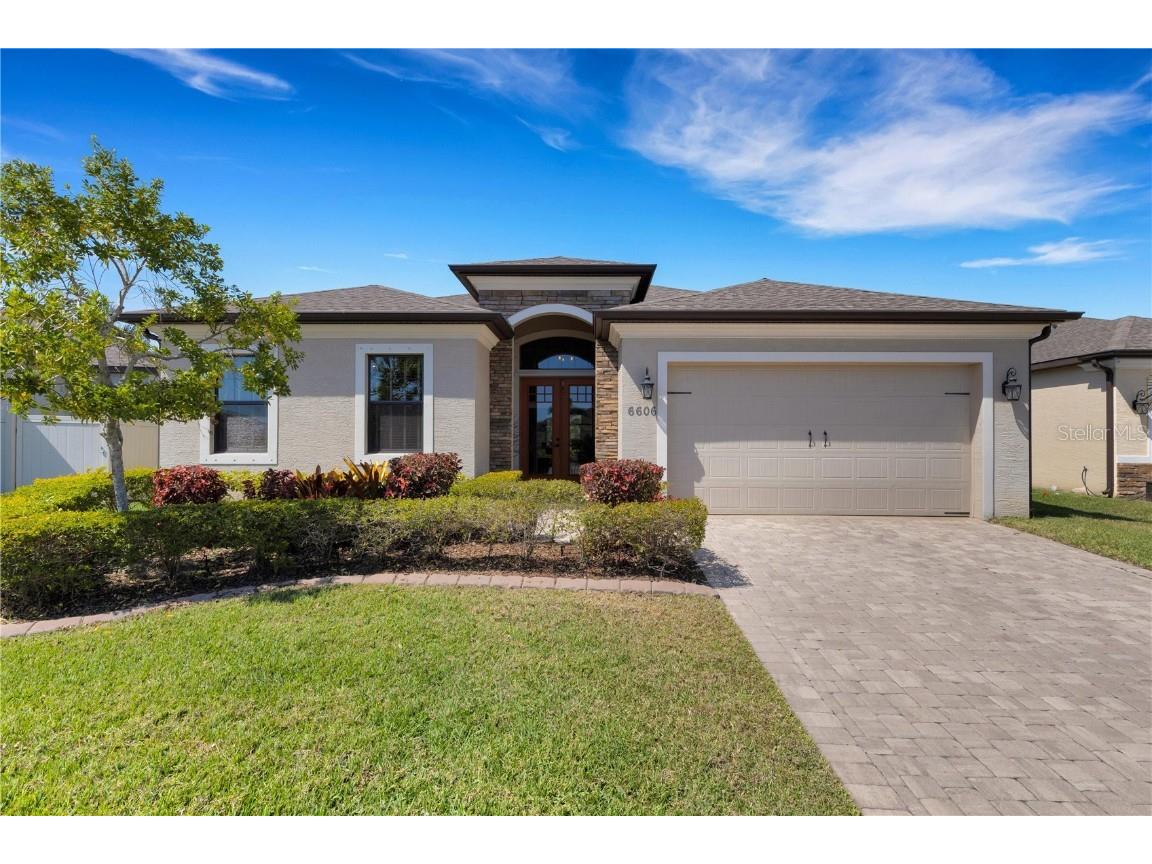 6606 35th Court East Sarasota FL 34243 A4566754 image1