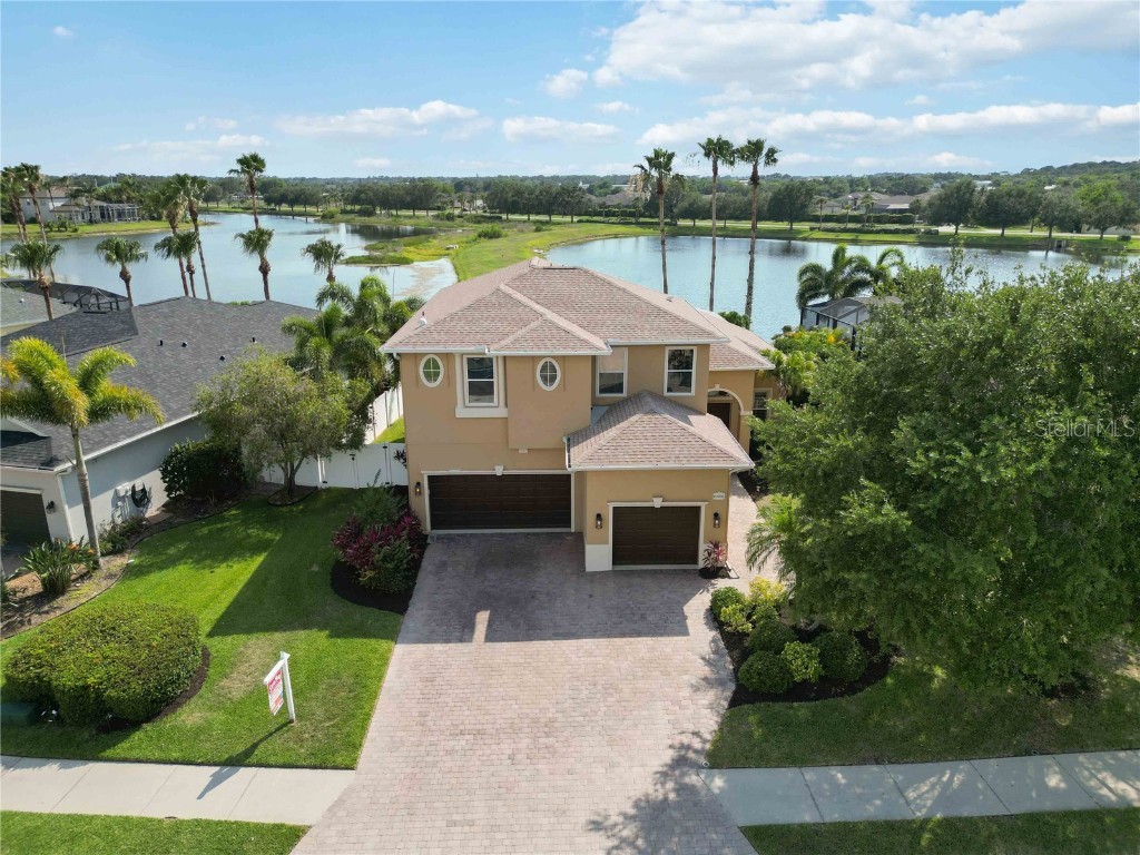 6606 37th Street E Sarasota FL 34243 A4570423 image1
