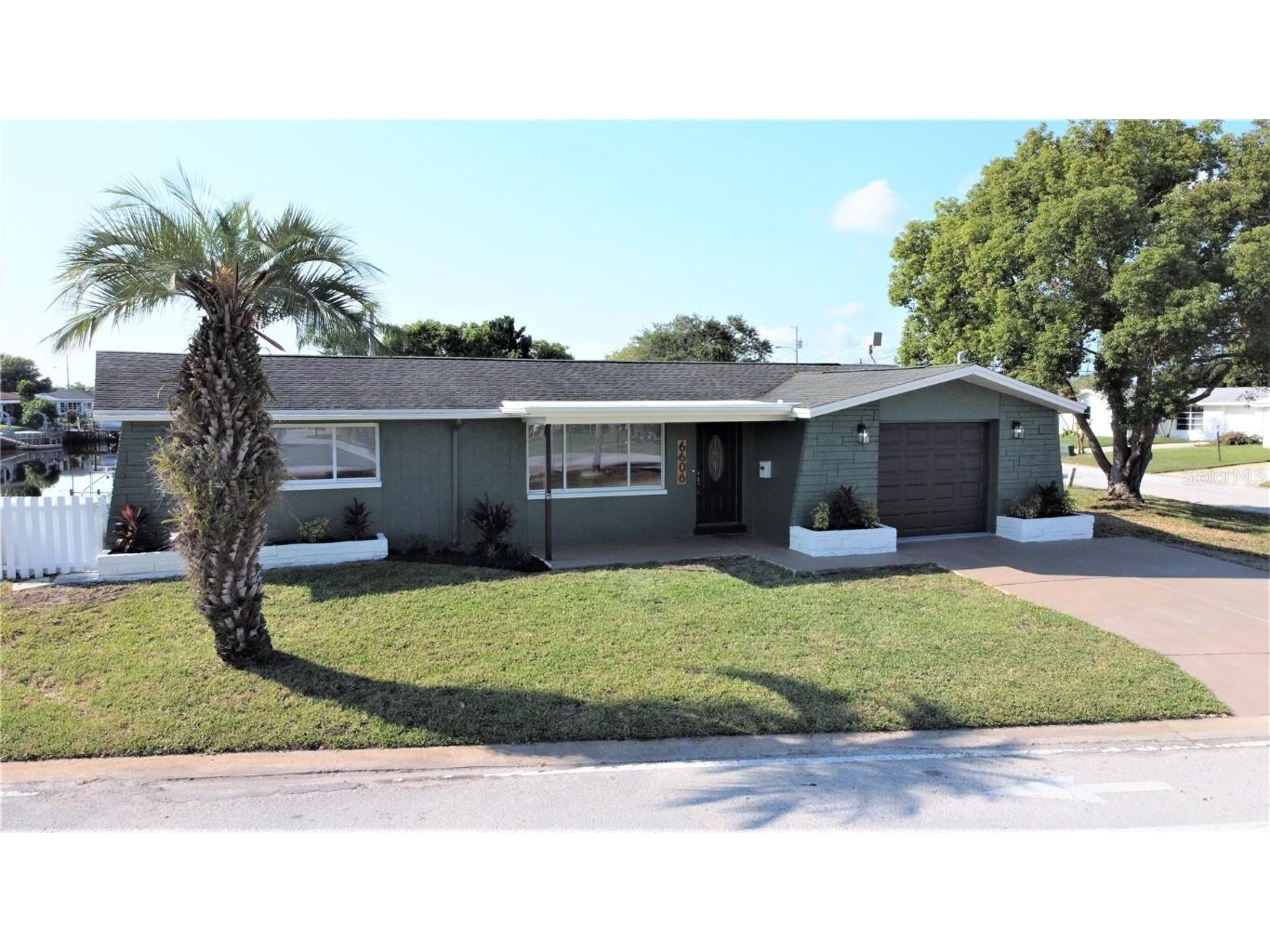 6606 Beach Boulevard Hudson FL 34667 - STAKE CREEK TO GULF OF MEXICO U8213978 image1