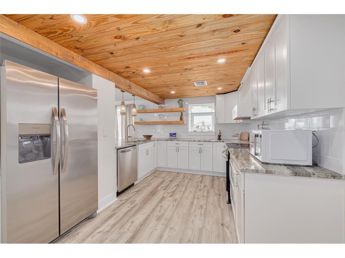 6606 Beach Boulevard Hudson FL 34667 W7881372 image19