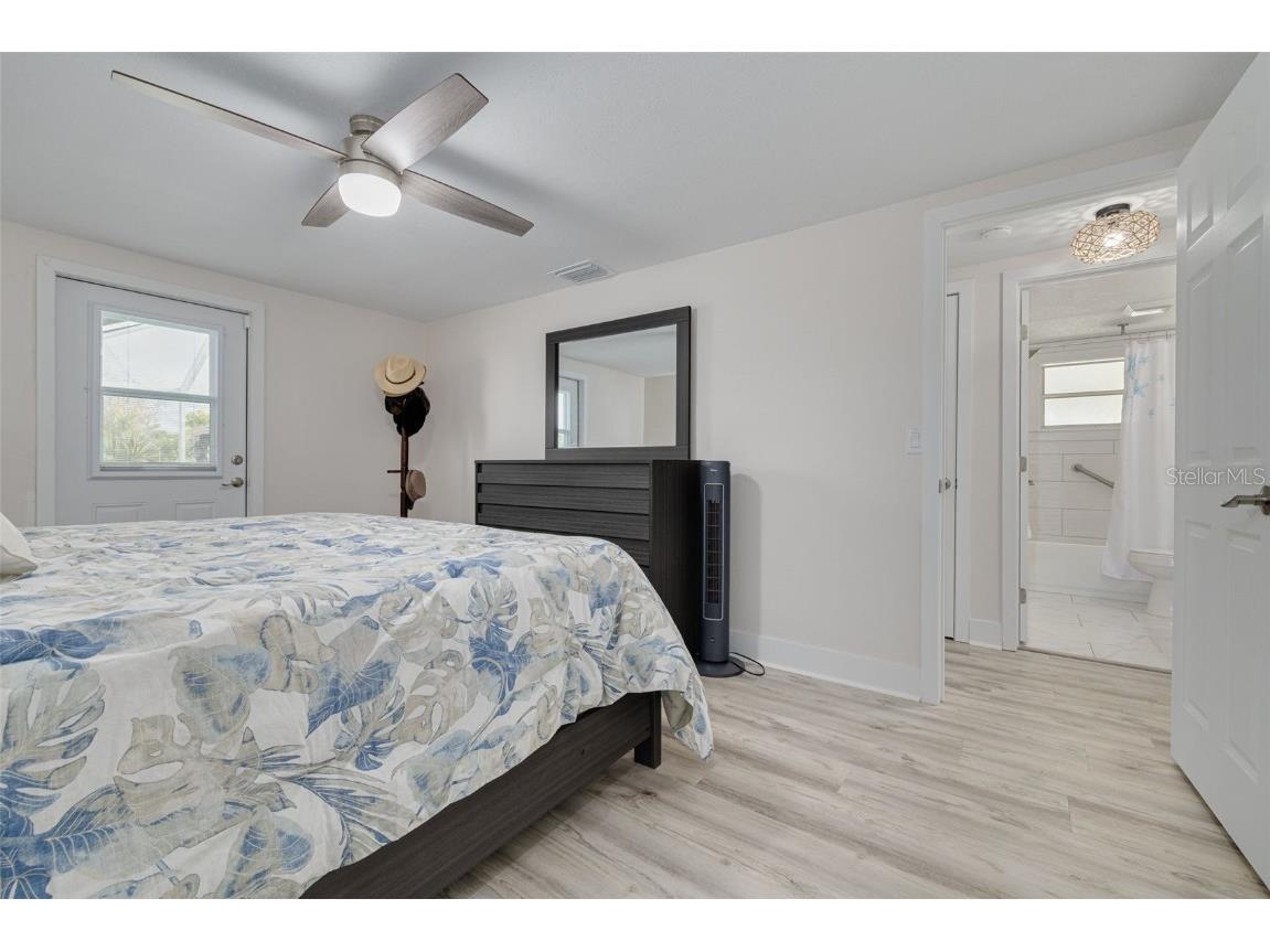 6606 Beach Boulevard Hudson FL 34667 W7881372 image25