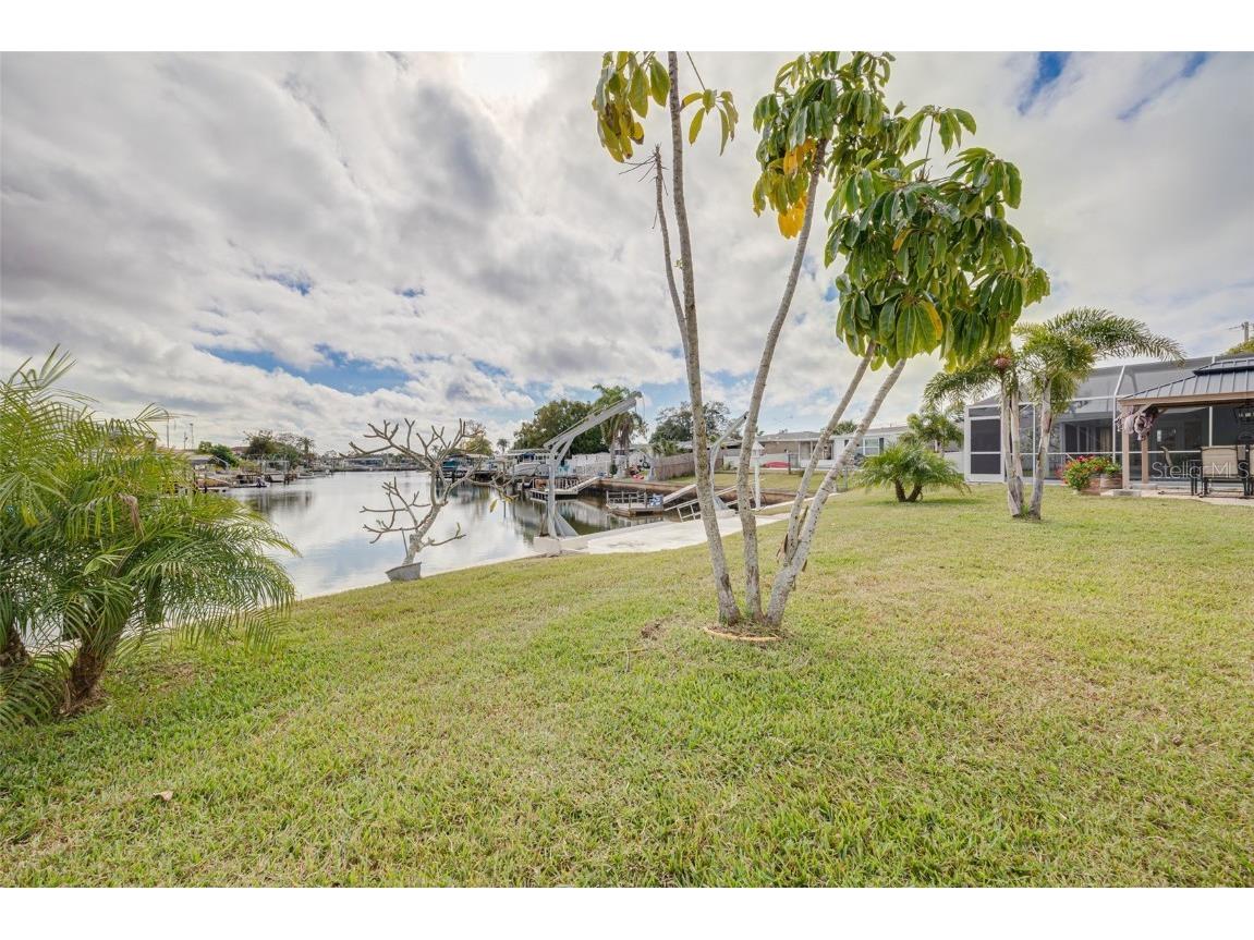 6606 Beach Boulevard Hudson FL 34667 W7881372 image38