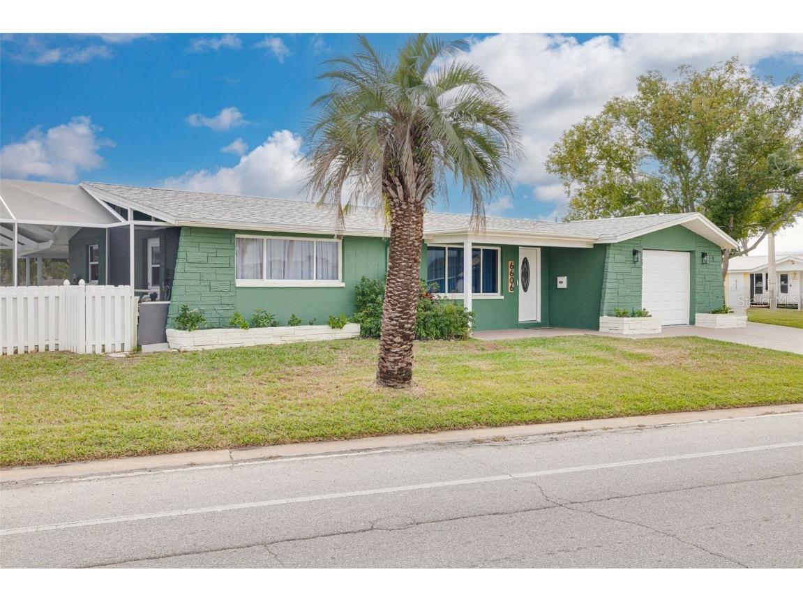 6606 Beach Boulevard Hudson FL 34667 W7881372 image8