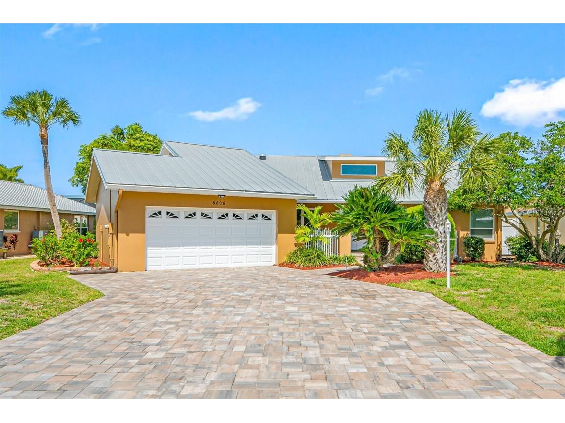 6606 Blackfin Way Apollo Beach FL 33572 T3511809 image1