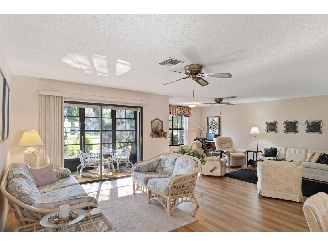 6606 Brambleleaf Drive Spring Hill FL 34606 W7881261 image5