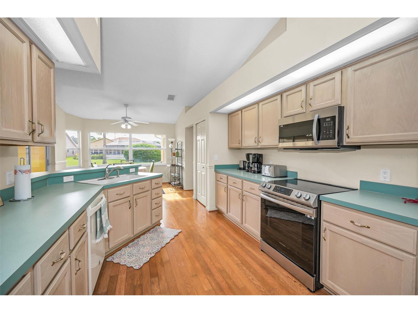 6606 Garden Palm Court New Port Richey FL 34655 W7881811 image16