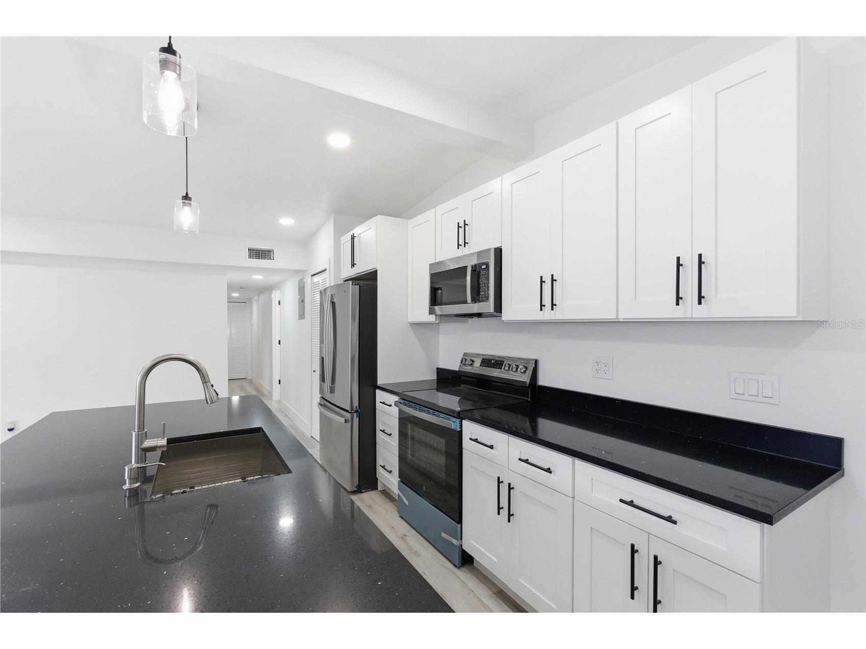 6606 N 30th Street Tampa FL 33610 TB8467960 image16