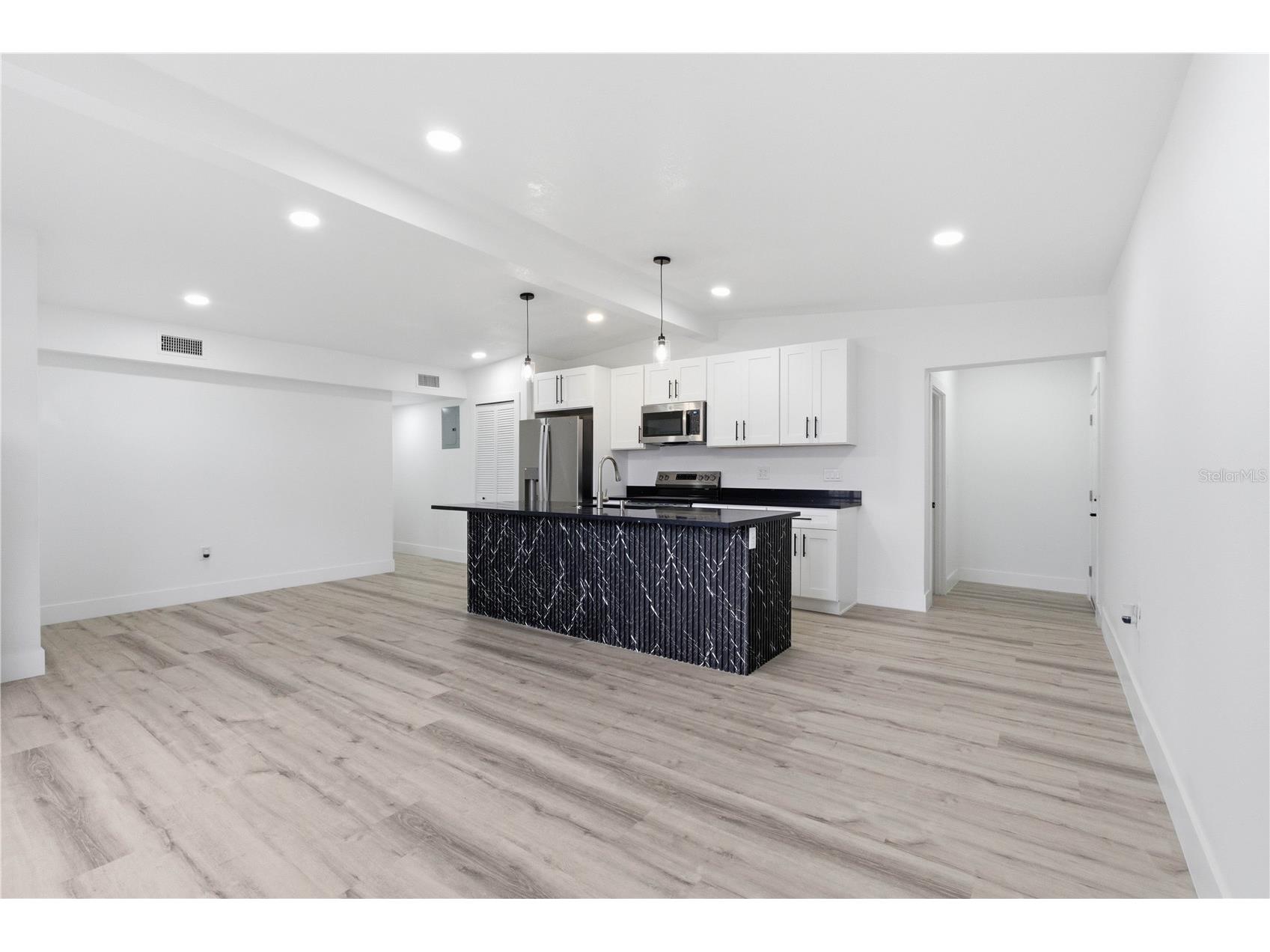 6606 N 30th Street Tampa FL 33610 TB8467960 image17