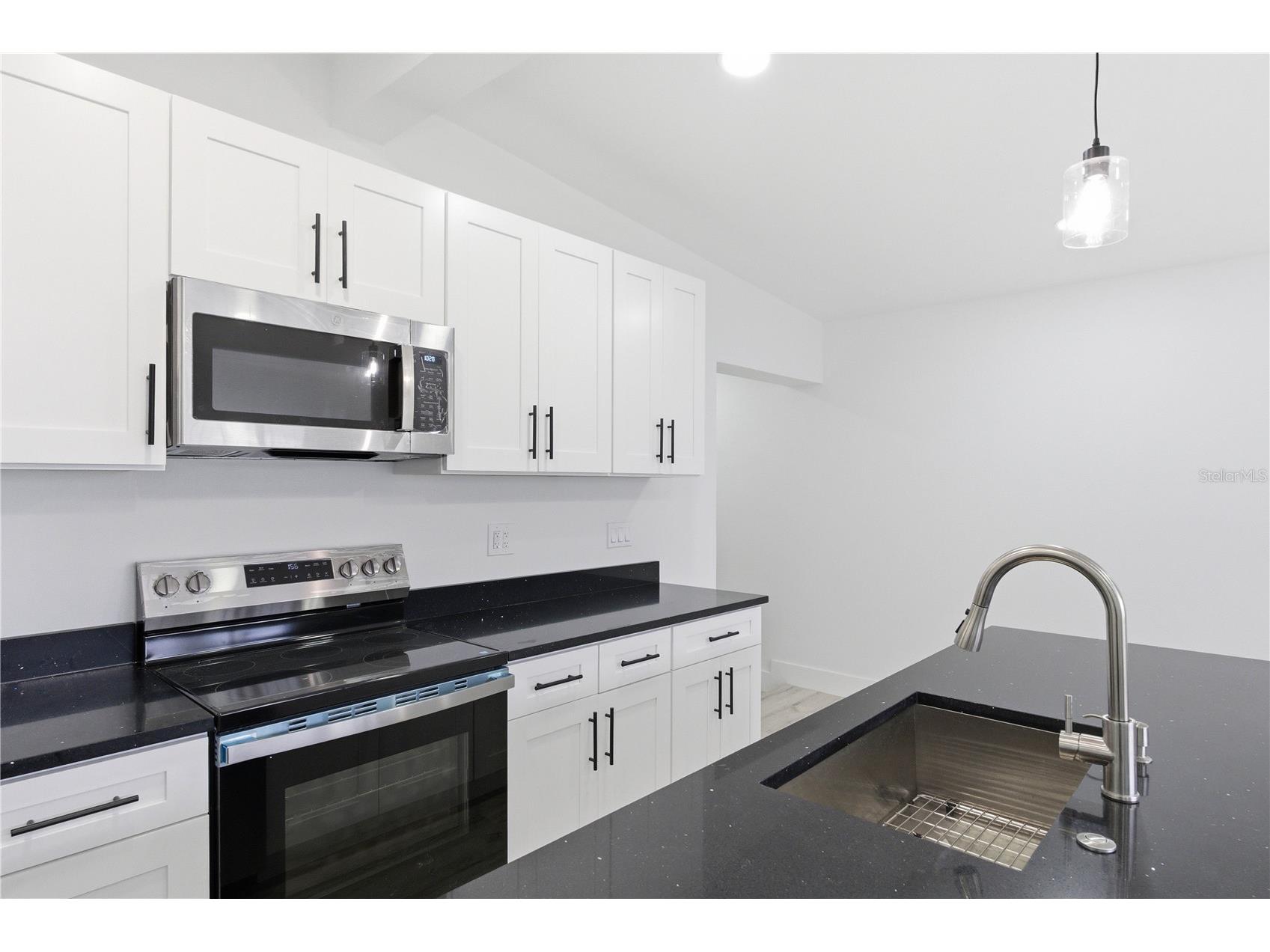 6606 N 30th Street Tampa FL 33610 TB8467960 image24