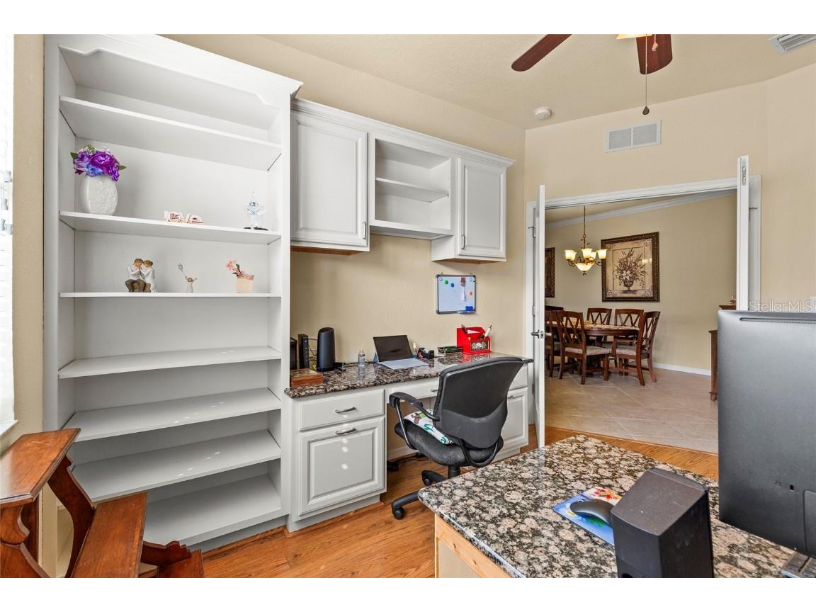 6607 Candlestick Drive Bradenton FL 34212 A4674919 image24