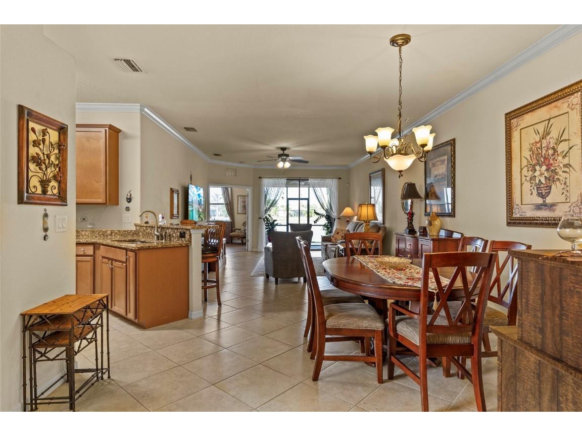 6607 Candlestick Drive Bradenton FL 34212 A4674919 image3