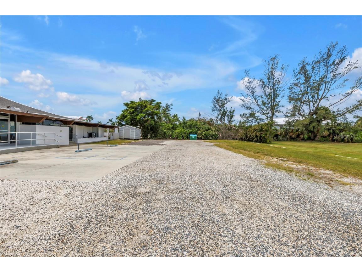 6608 Marina Drive Holmes Beach FL 34217 TB8415541 image10