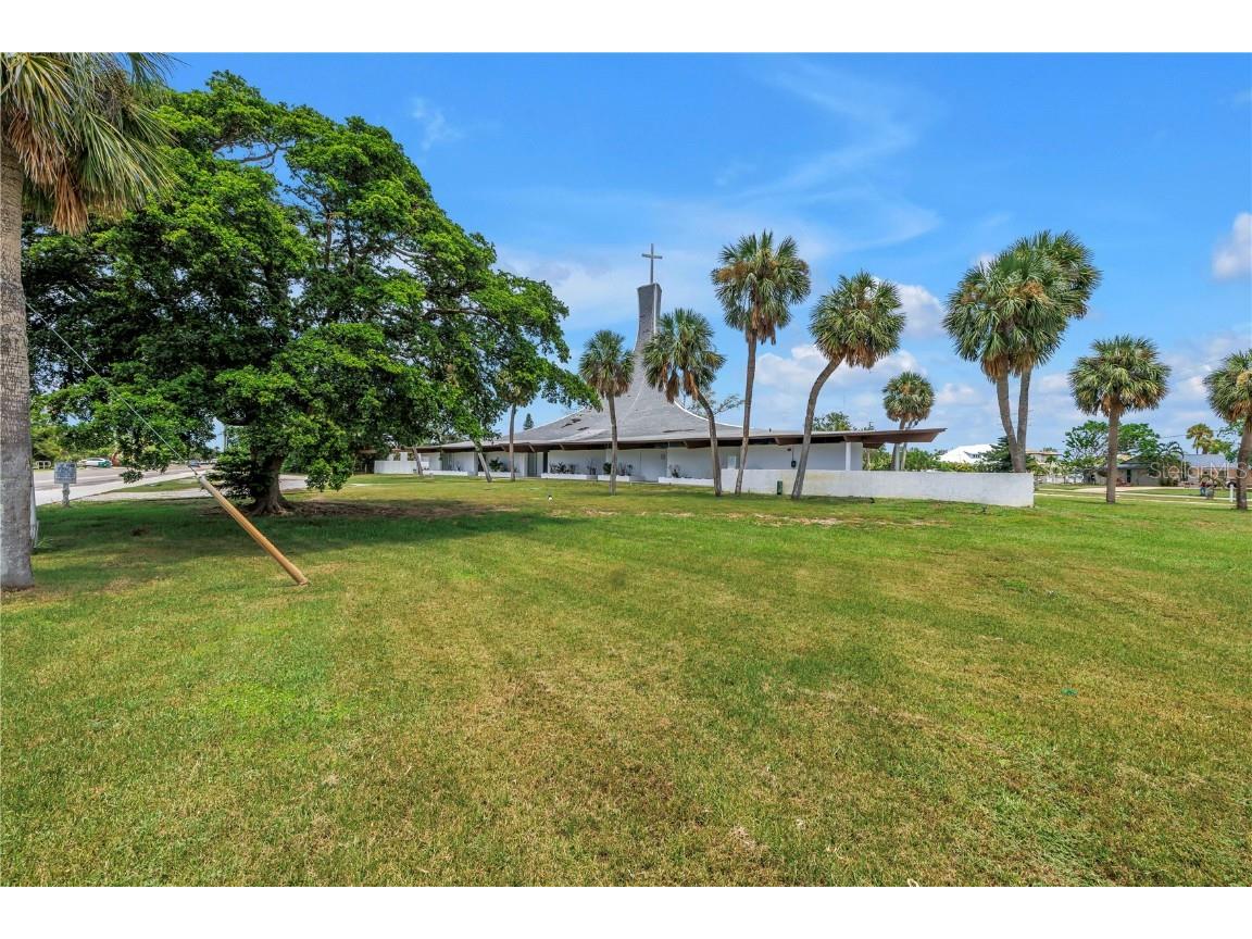 6608 Marina Drive Holmes Beach FL 34217 TB8415541 image3