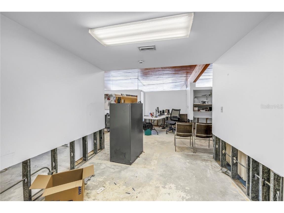 6608 Marina Drive Holmes Beach FL 34217 TB8415541 image36