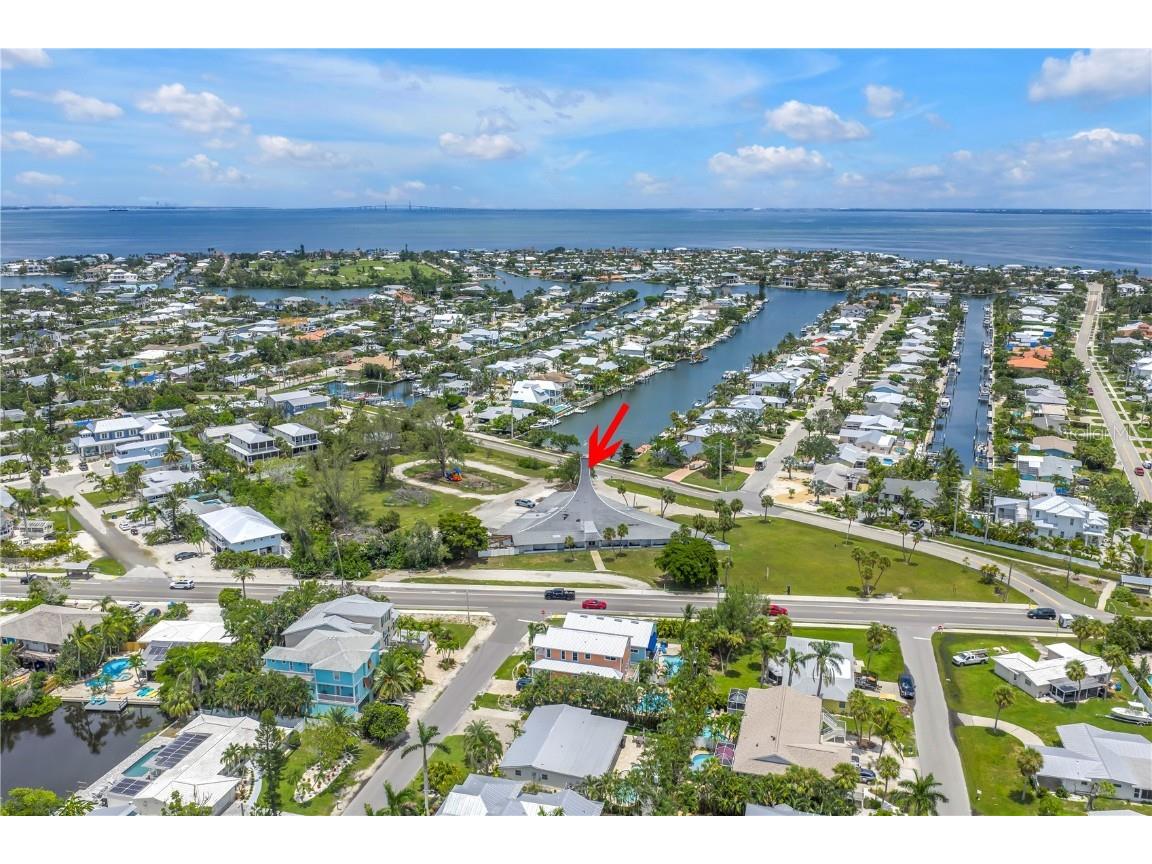 6608 Marina Drive Holmes Beach FL 34217 TB8415541 image54