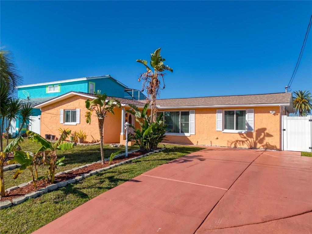 6609 Nautical Isle Hudson FL 34667 - STAKE CREEK TO GULF OF MEXICO W7859897 image1