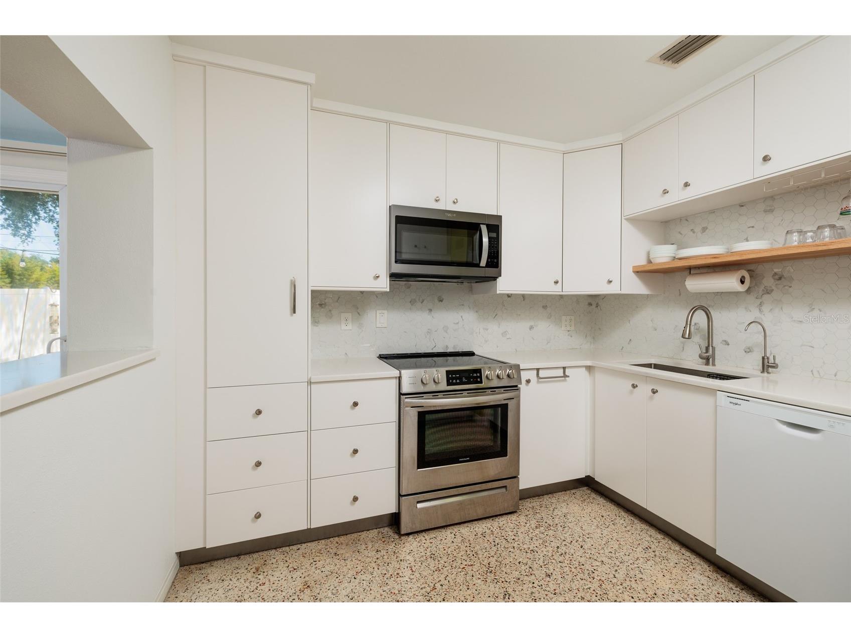 661 63rd Avenue S Saint Petersburg FL 33705 TB8516646 image14