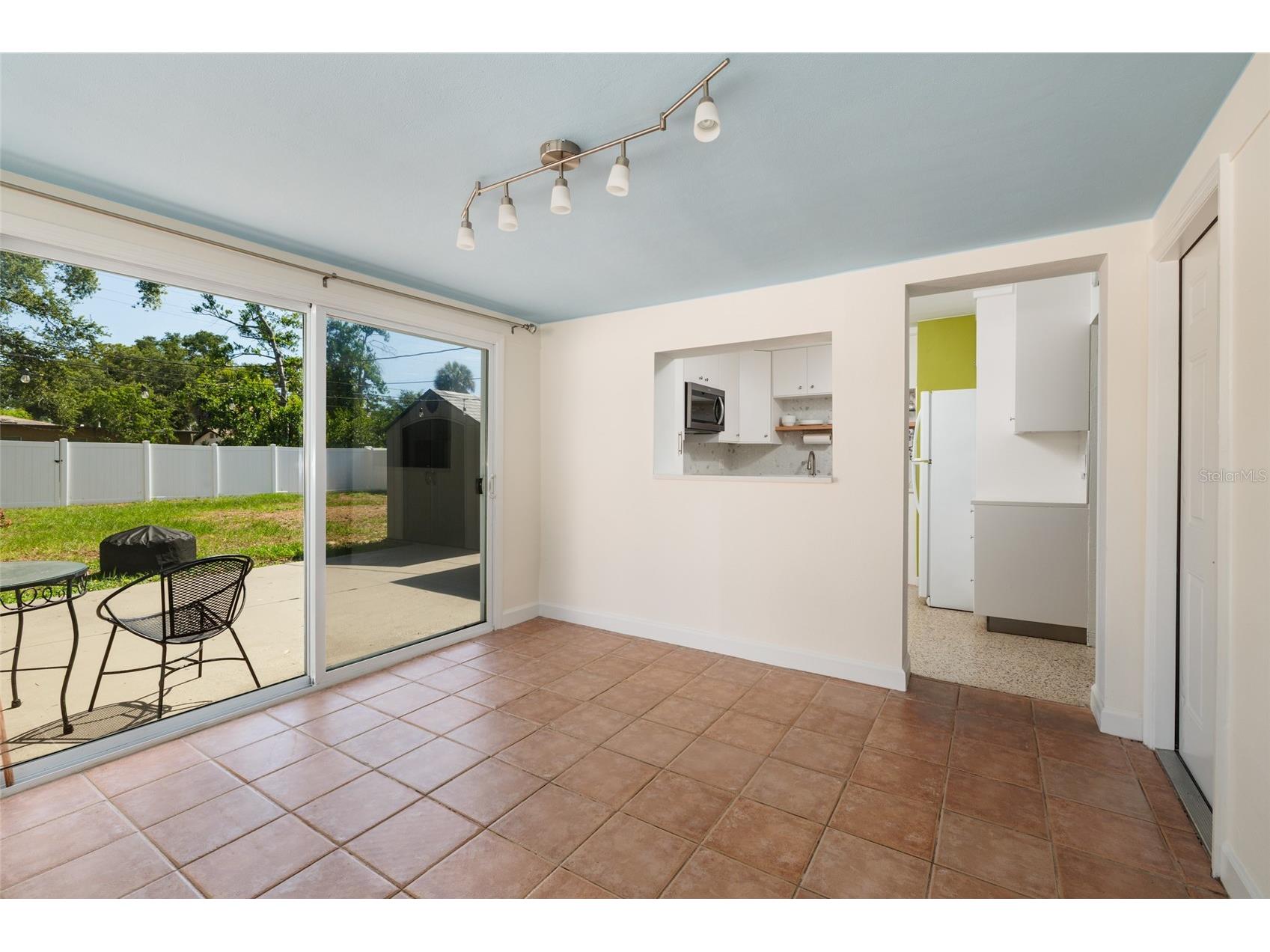 661 63rd Avenue S Saint Petersburg FL 33705 TB8516646 image17