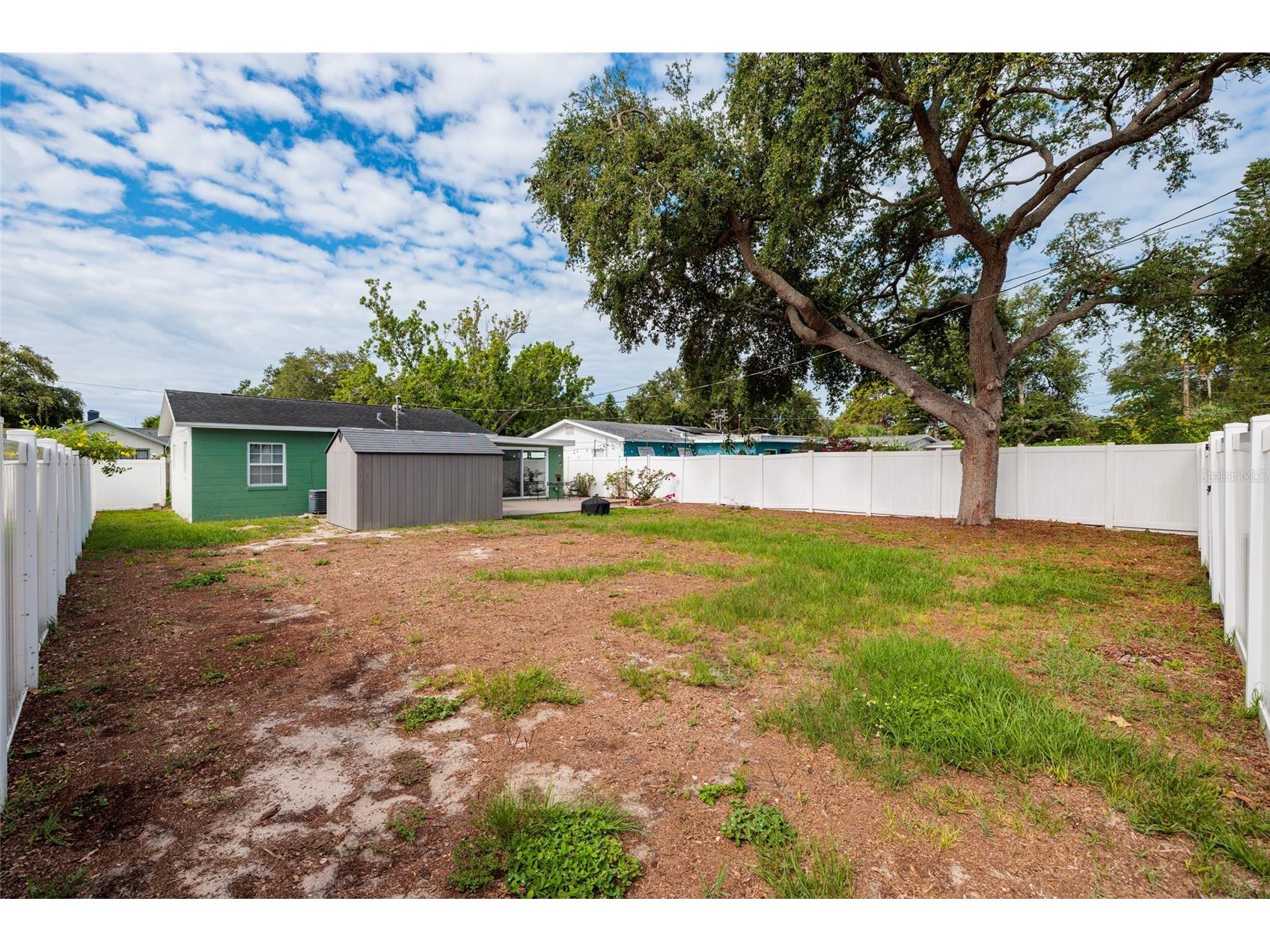 661 63rd Avenue S Saint Petersburg FL 33705 TB8516646 image28