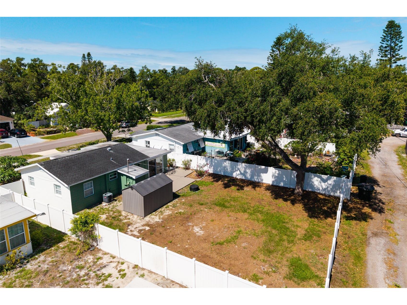 661 63rd Avenue S Saint Petersburg FL 33705 TB8516646 image38