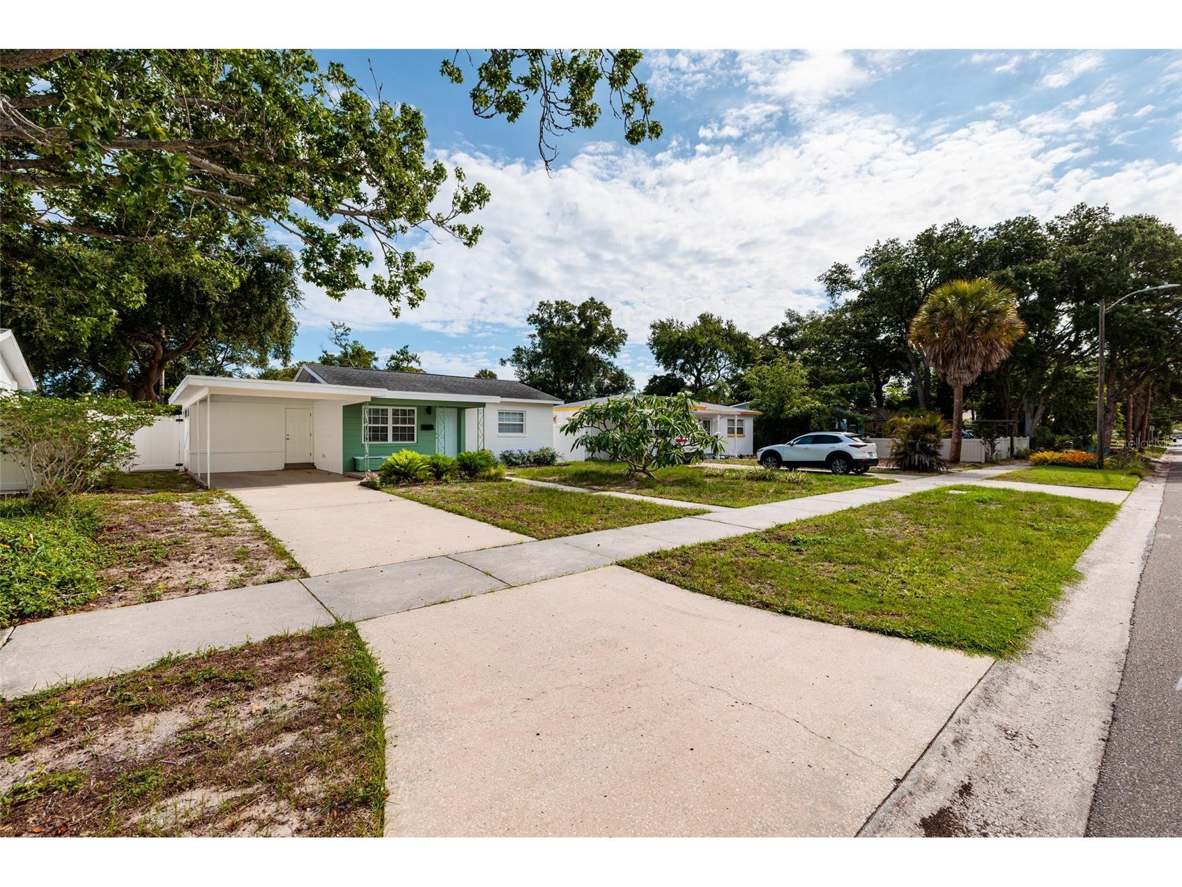 661 63rd Avenue S Saint Petersburg FL 33705 TB8516646 image4