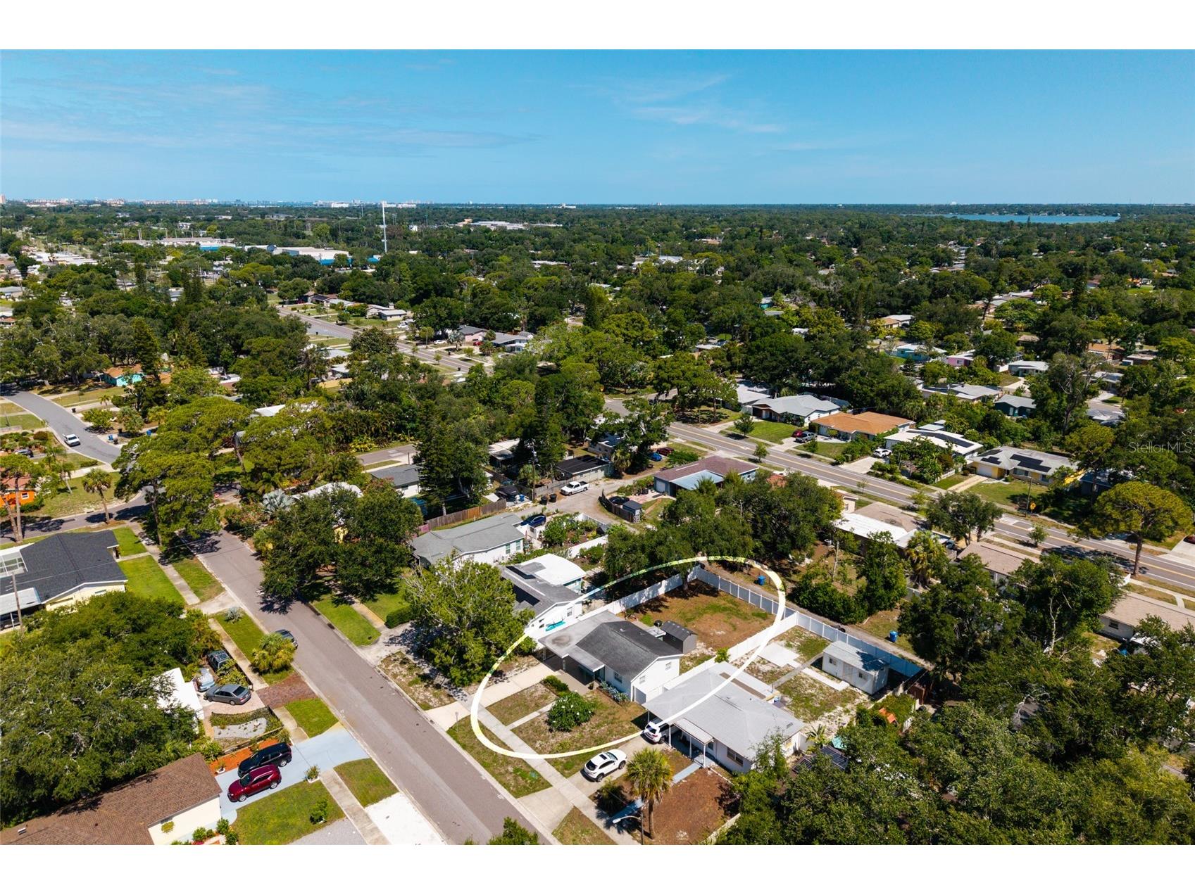 661 63rd Avenue S Saint Petersburg FL 33705 TB8516646 image40