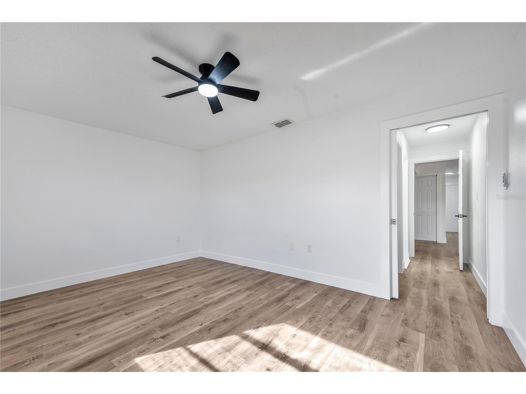 661 Lake Carolyn Circle Lakeland FL 33813 L4959904 image10