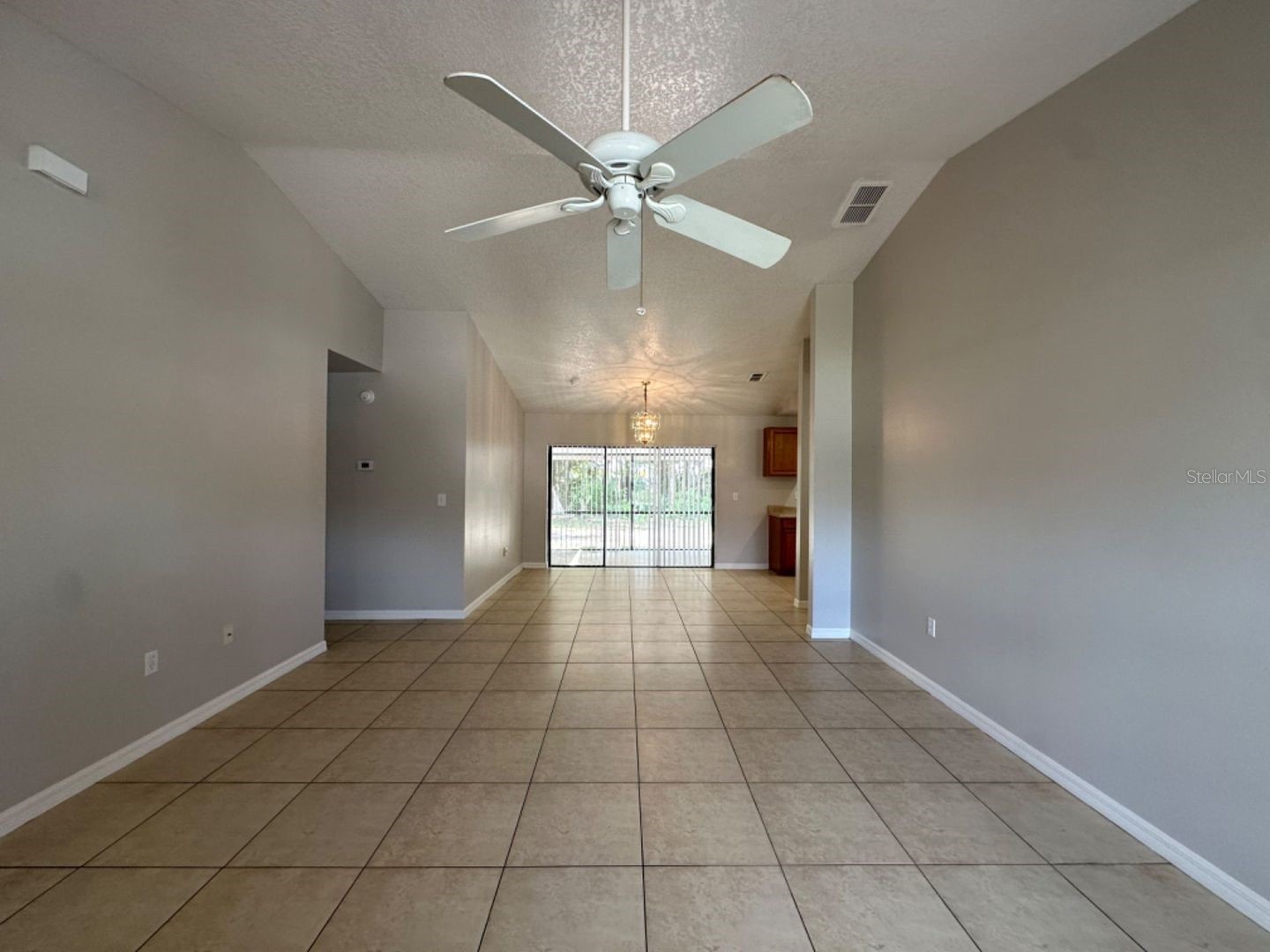 661 N Delmonte Court Kissimmee FL 34758 S5146236 image4