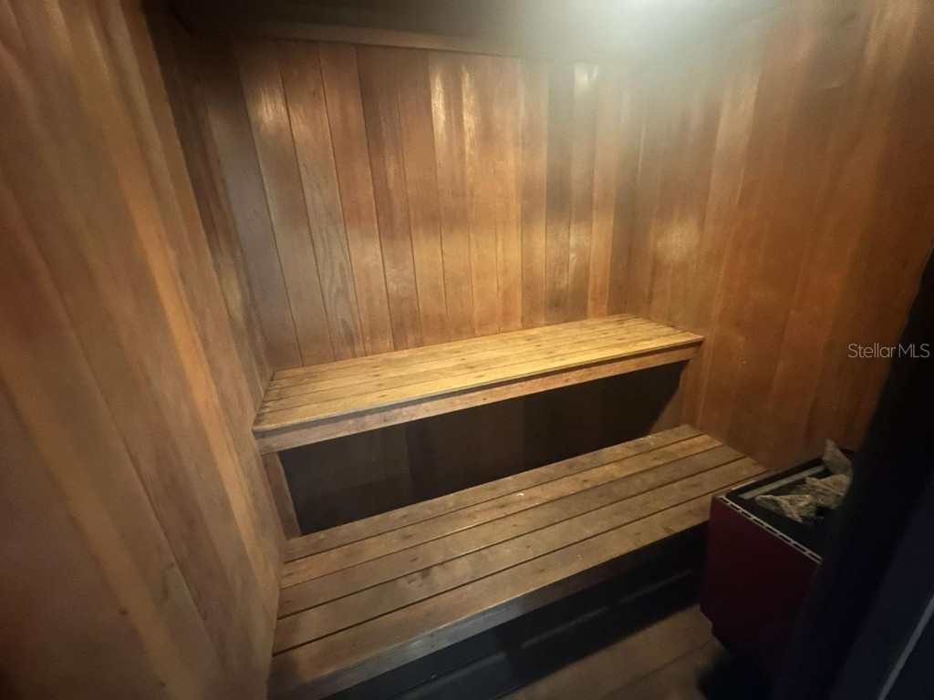 661 NE 195th Street #402 Miami FL 33179 S5136151 image8