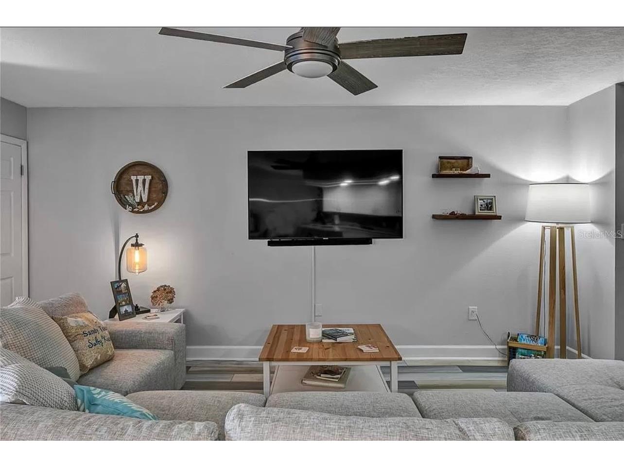 661 Poinsettia Avenue #104 Clearwater Beach FL 33767 TB8494525 image5