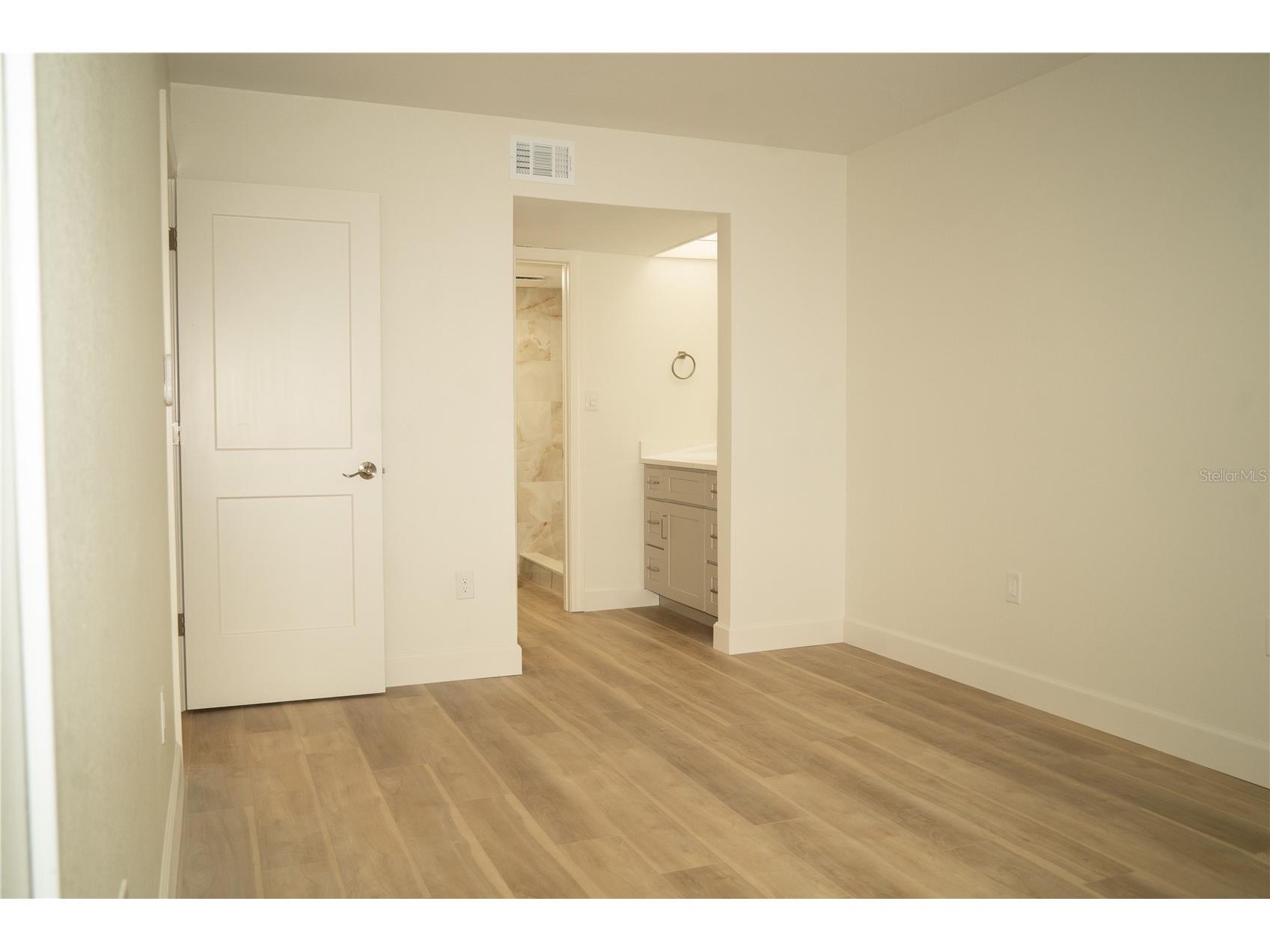 661 Poinsettia Avenue #108 Clearwater Beach FL 33767 TB8508138 image13