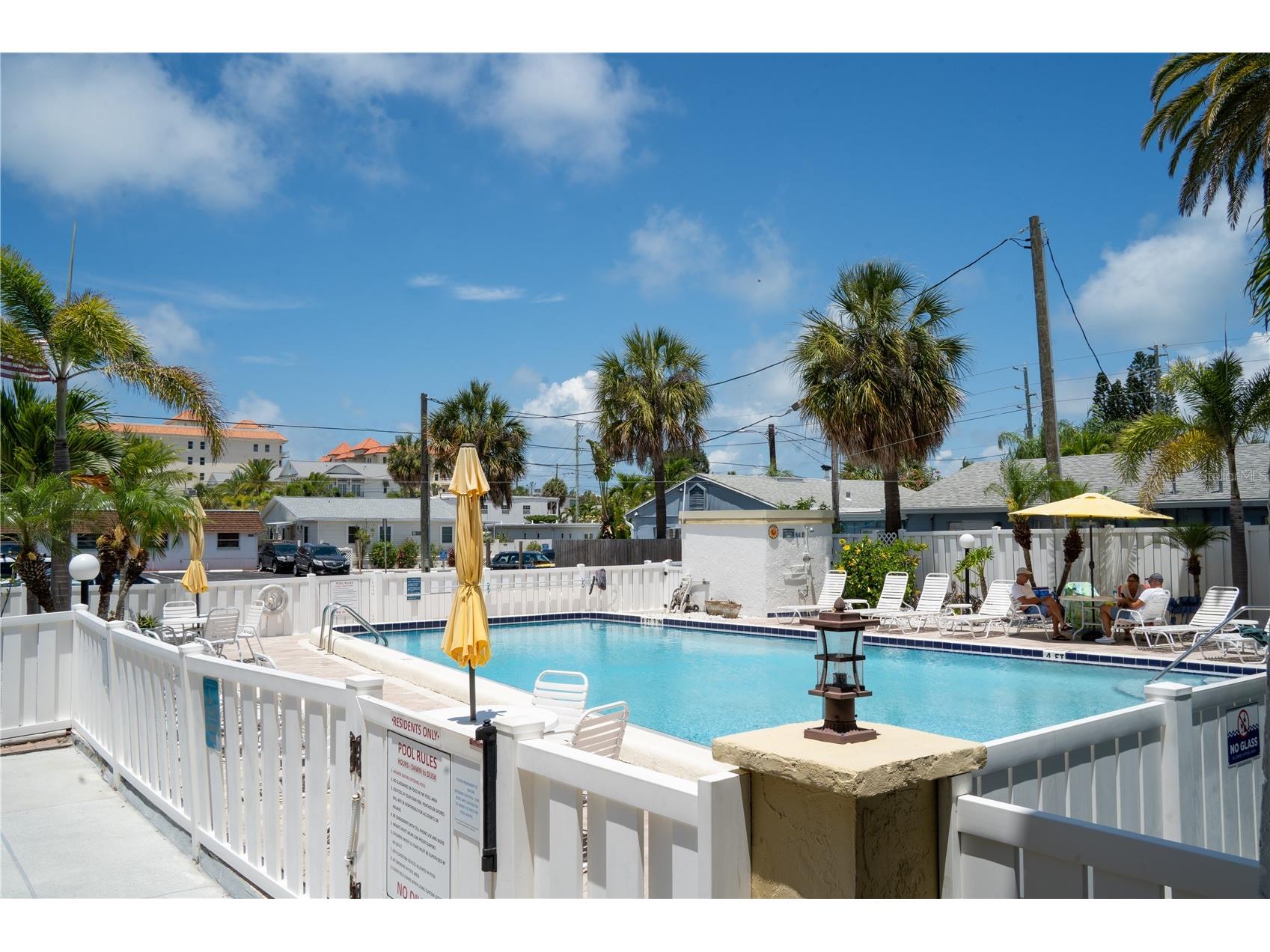 661 Poinsettia Avenue #108 Clearwater Beach FL 33767 TB8508138 image2