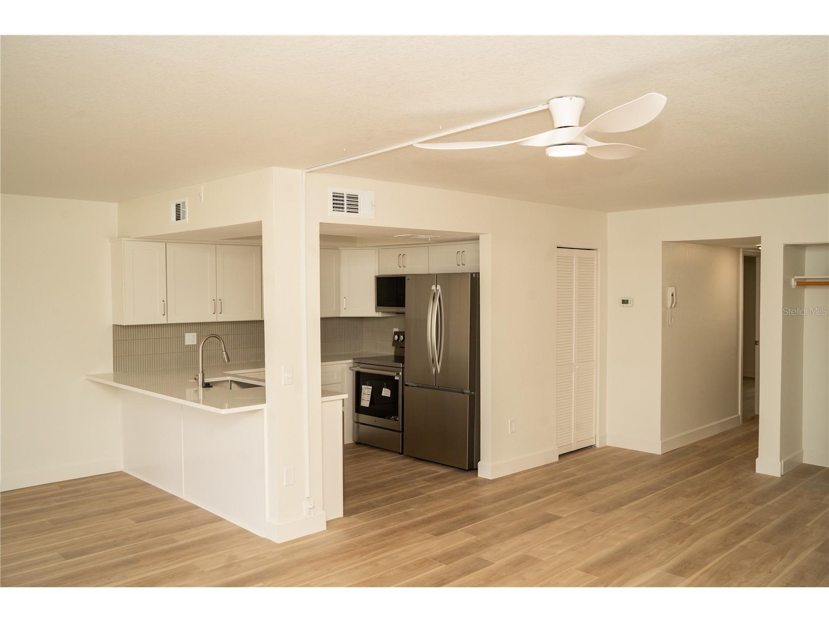 661 Poinsettia Avenue #108 Clearwater Beach FL 33767 TB8508138 image3