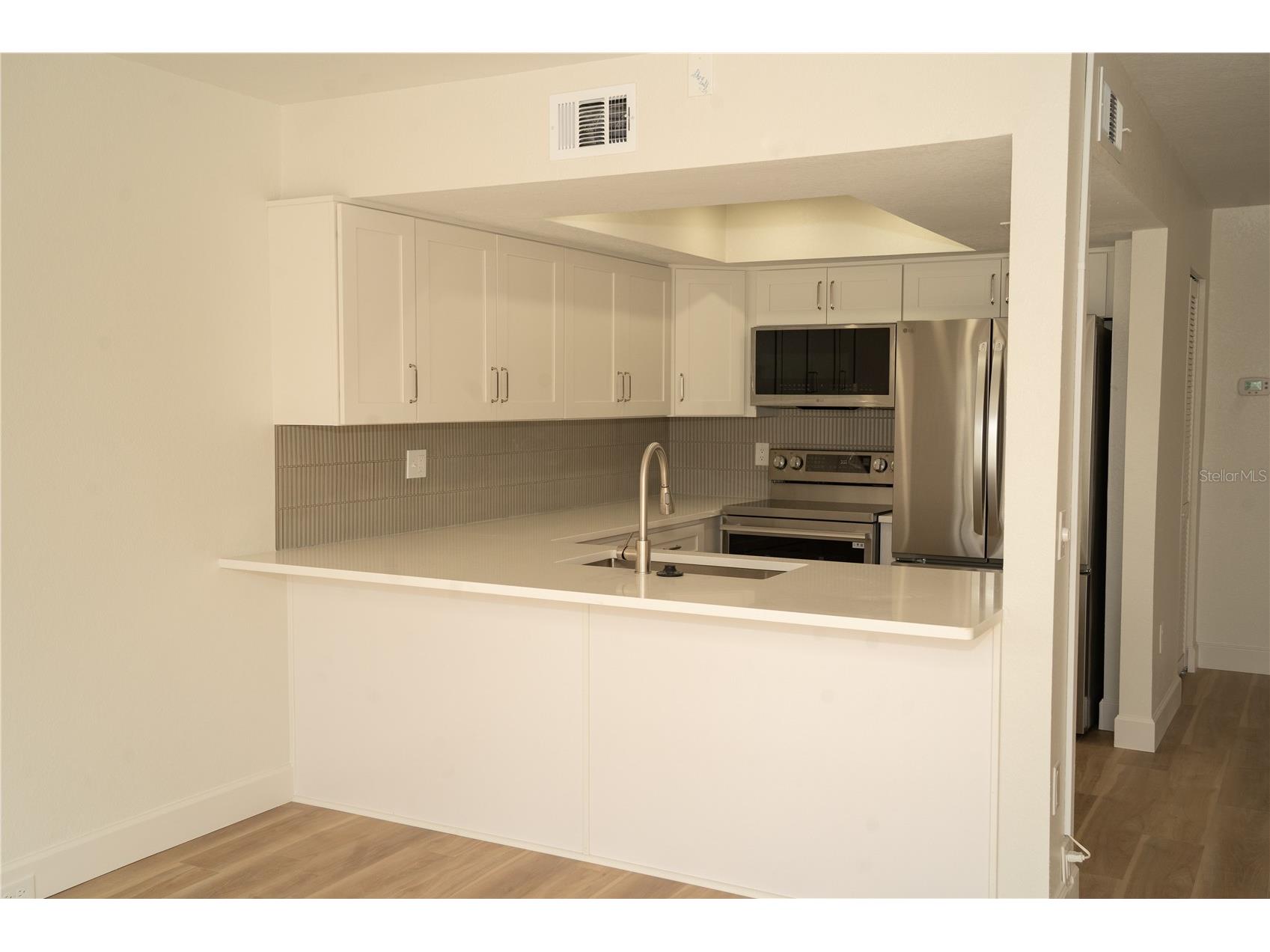 661 Poinsettia Avenue #108 Clearwater Beach FL 33767 TB8508138 image6