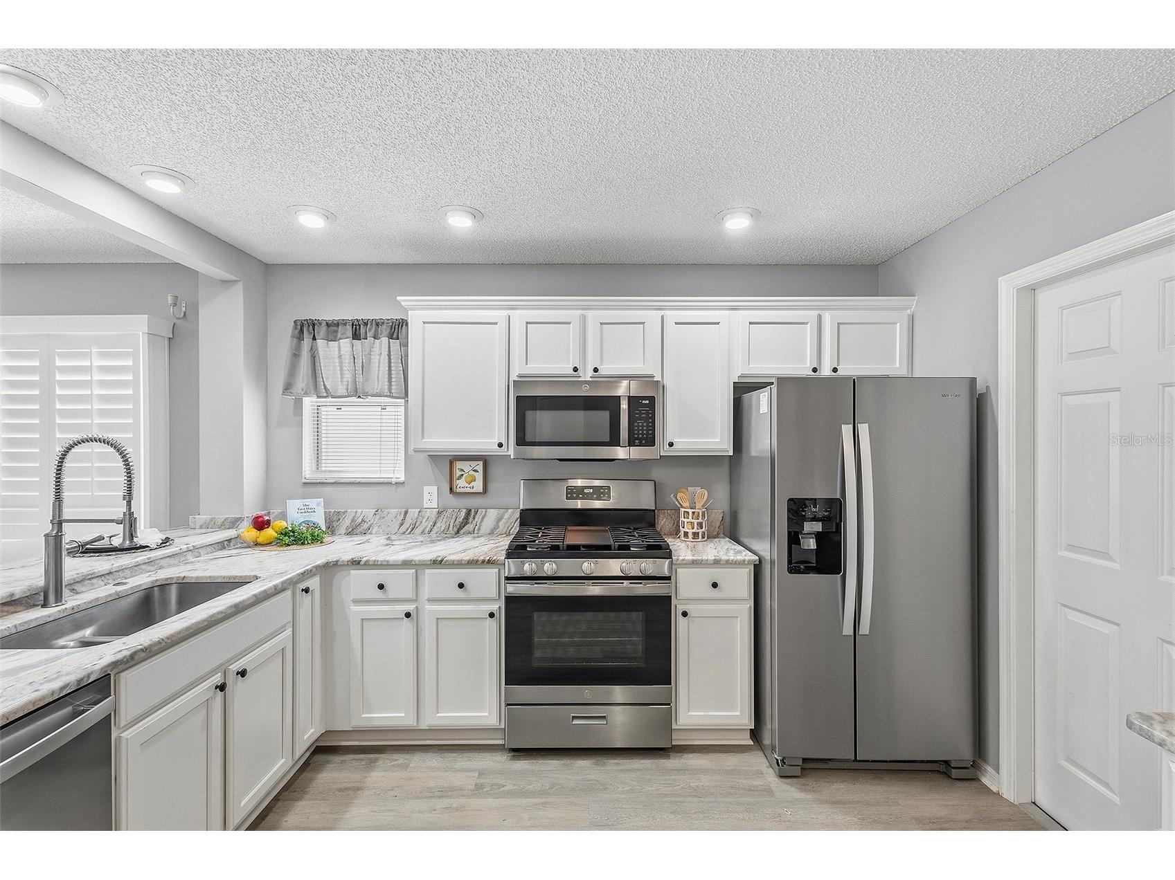 661 Sherwood Street The Villages FL 32162 G5111468 image5