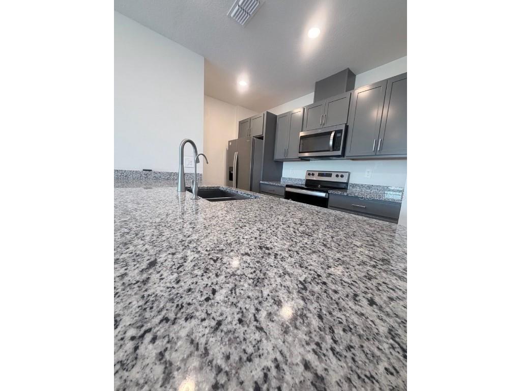 661 Stoney Pointe Circle Davenport FL 33896 S5130843 image3