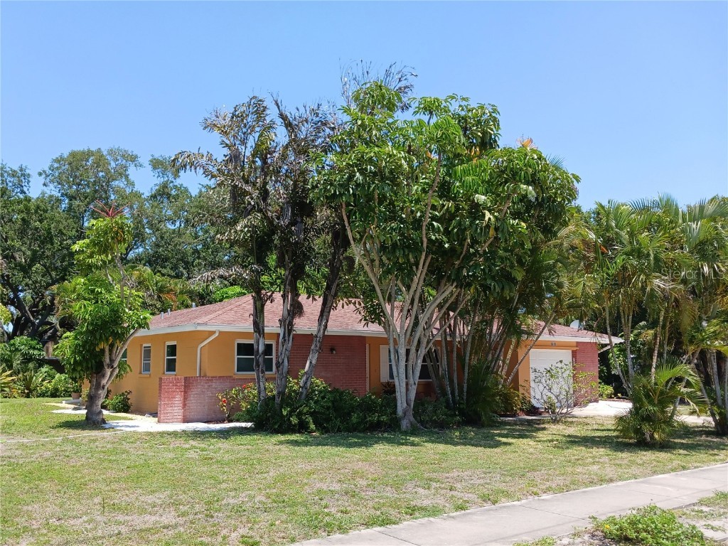 6610 1st Avenue W Bradenton FL 34209 A4567069 image1