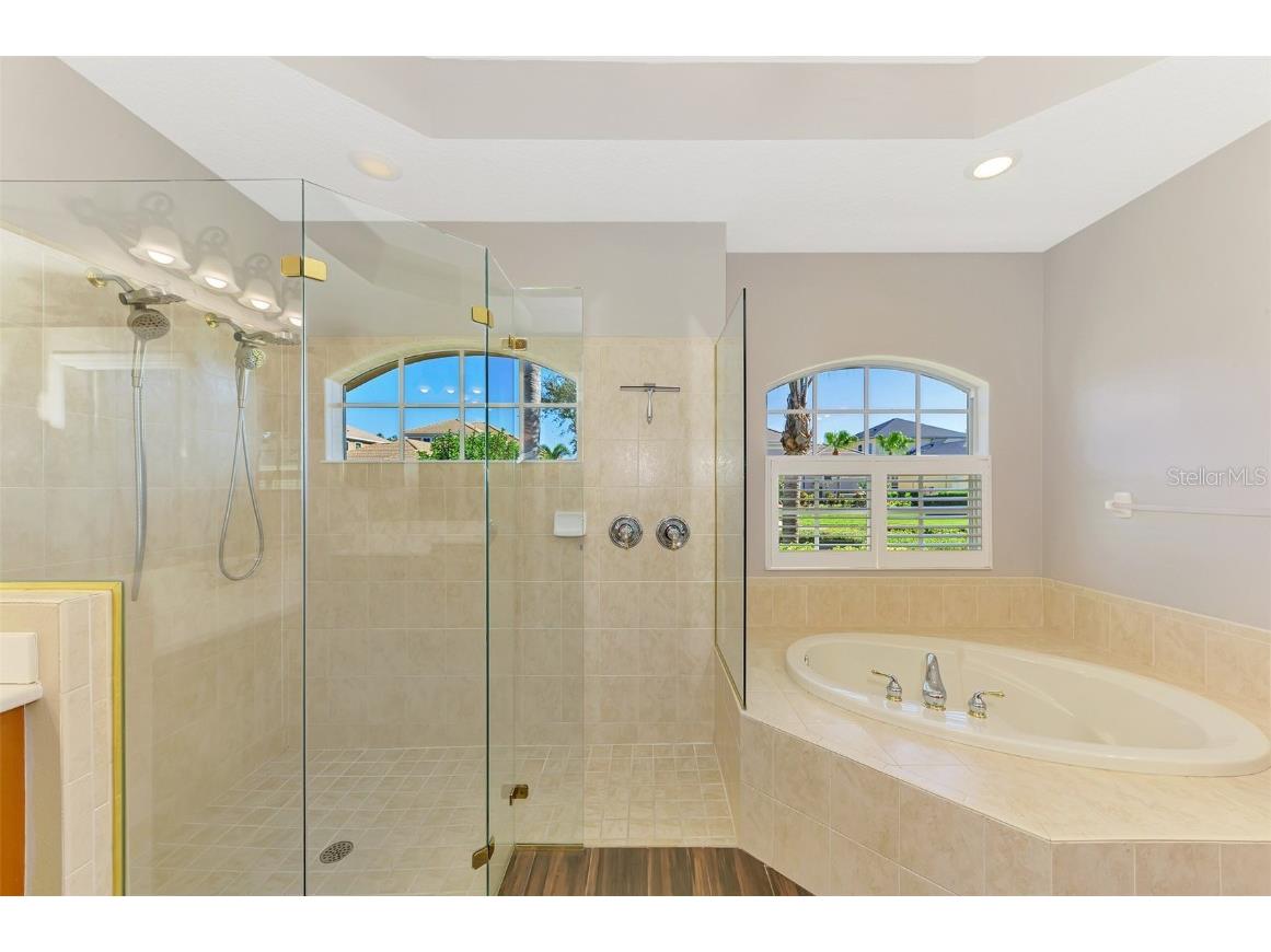 6610 Coopers Hawk Court Lakewood Ranch FL 34202 A4670561 image46