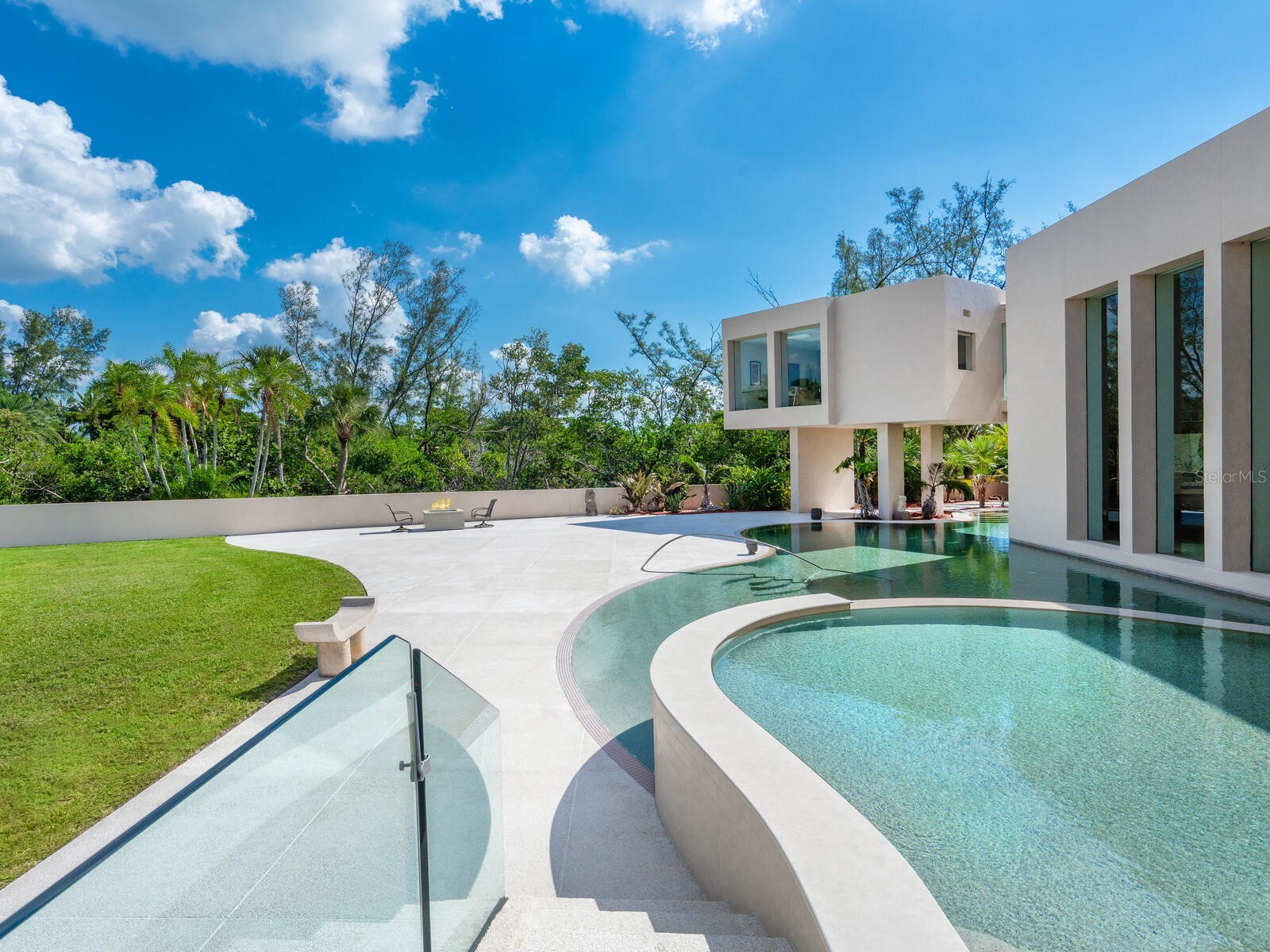 6610 Gulf Of Mexico Drive Longboat Key FL 34228 A4681242 image12