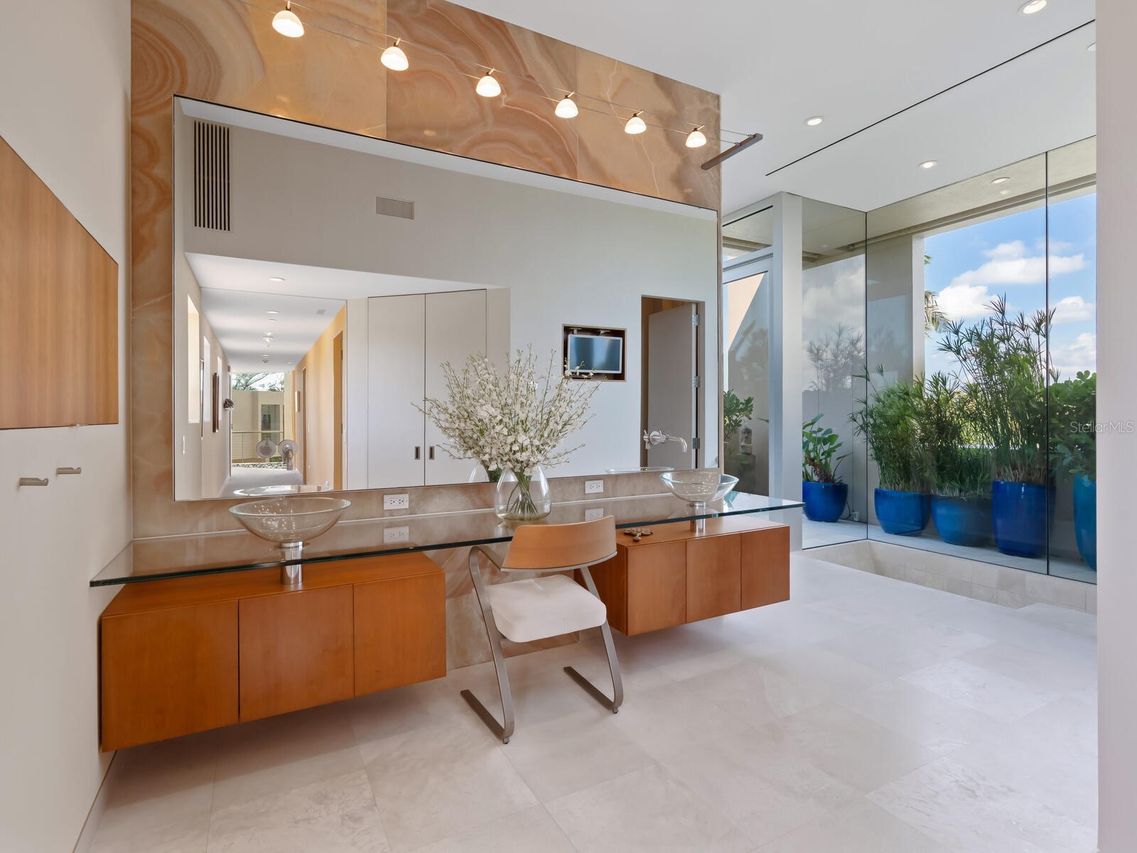 6610 Gulf Of Mexico Drive Longboat Key FL 34228 A4681242 image37